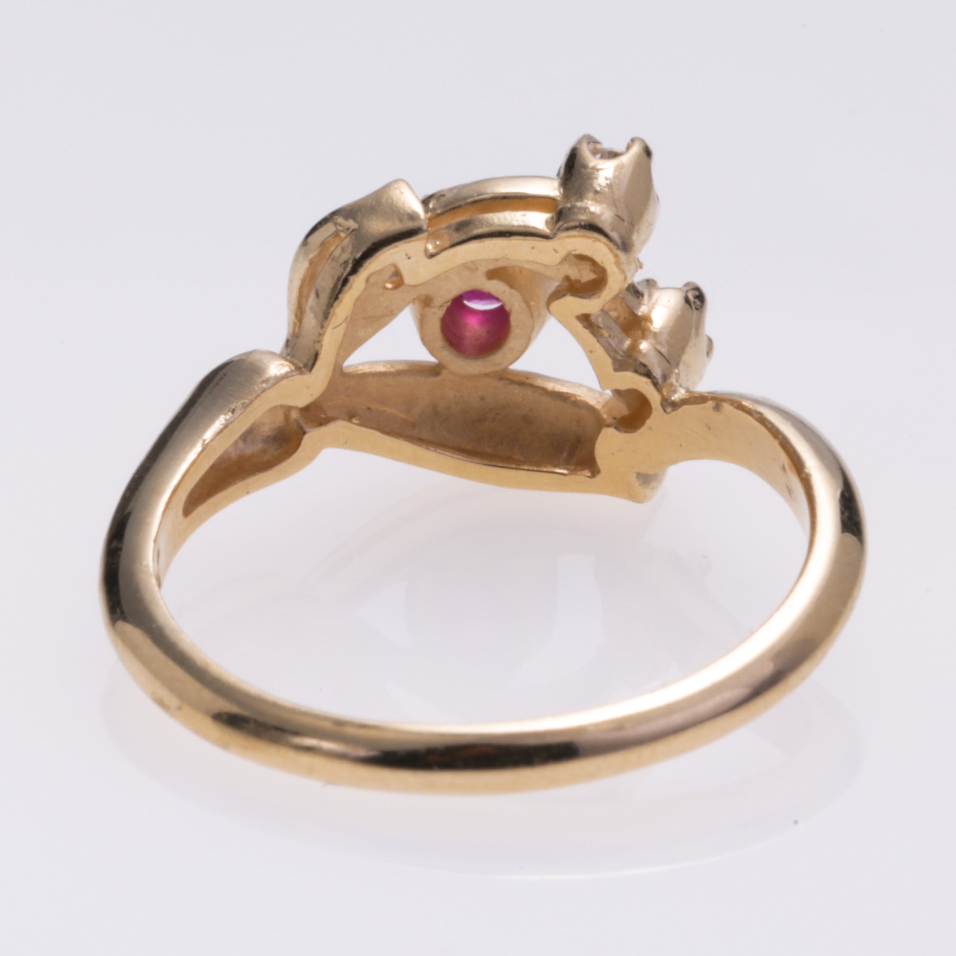 14K Yellow Gold Ruby and Diamond Ring | 0.12ct, 0.05ctw | SZ 5.5