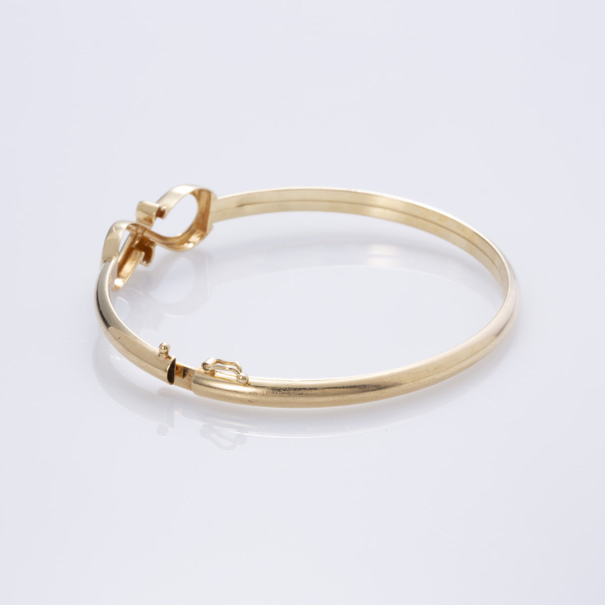18k Yellow Gold Infinity Bangle Bracelet  | 6.5" |