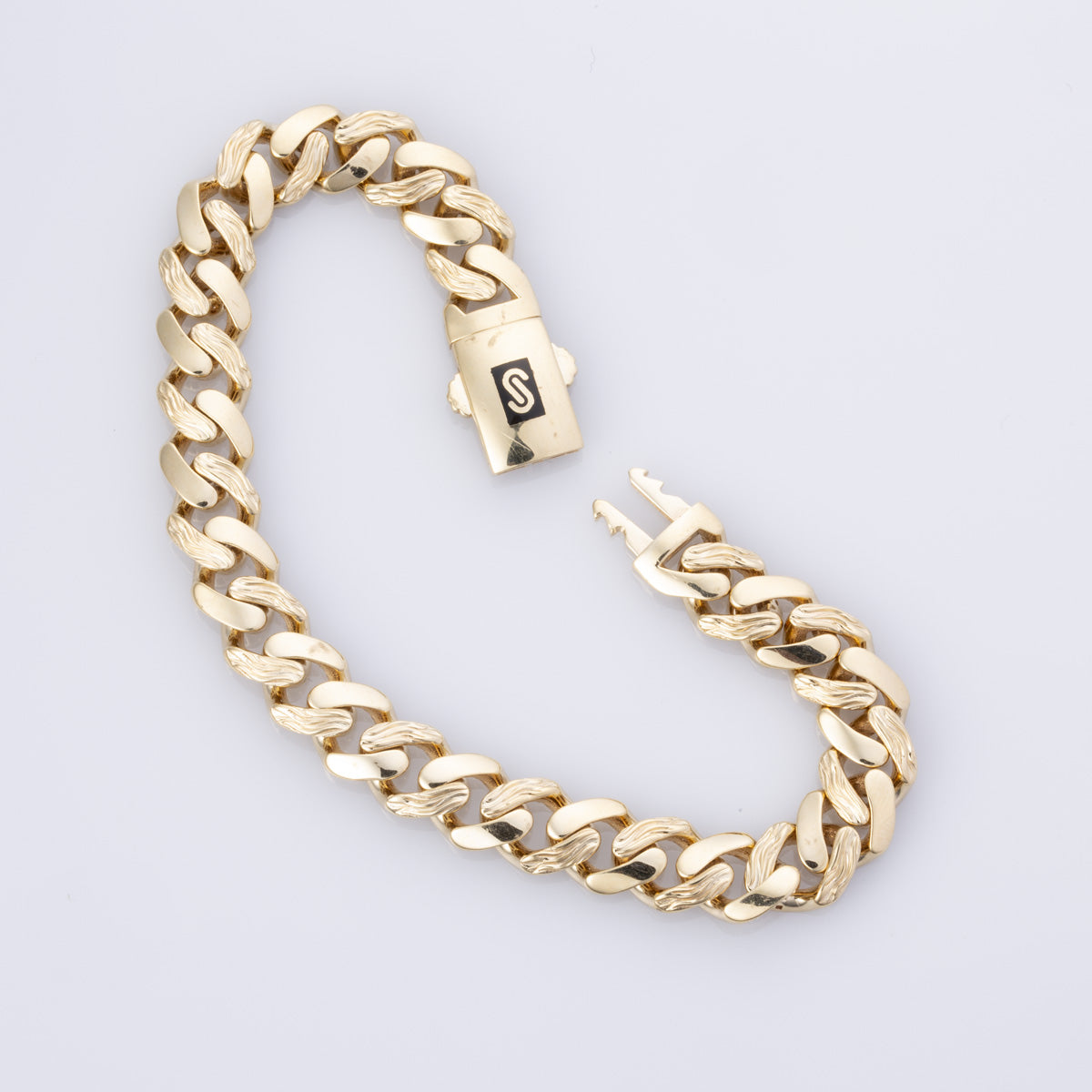 18k Yellow Gold Curb Chain Bracelet | 8" |
