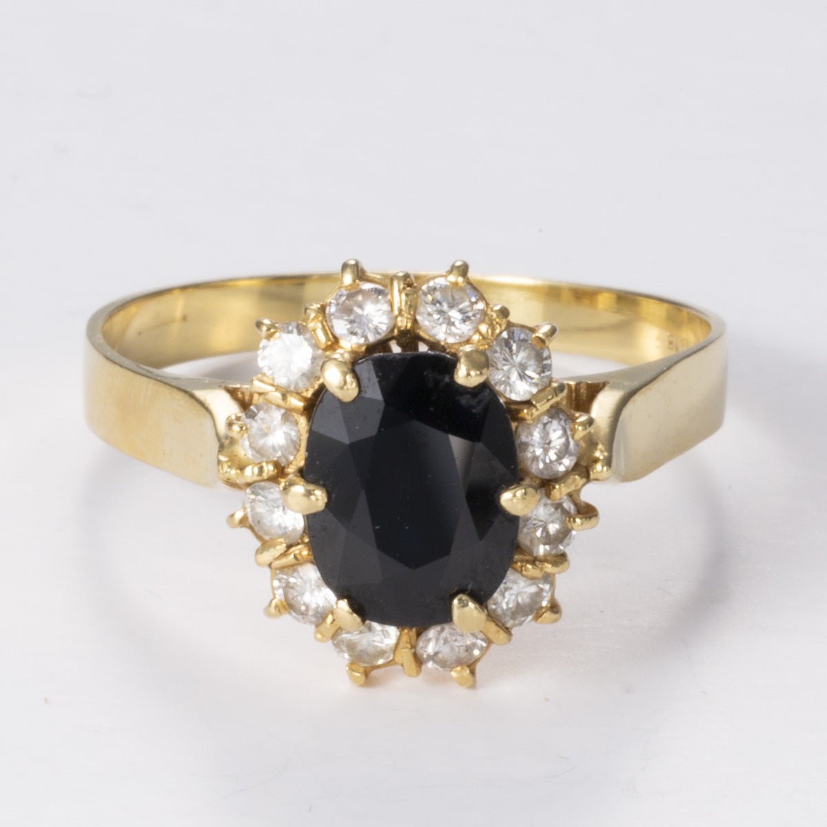 Bague halo saphir et diamants en or 18 carats | 2,33 ct, 0,60 ct au total | Taille 11,5