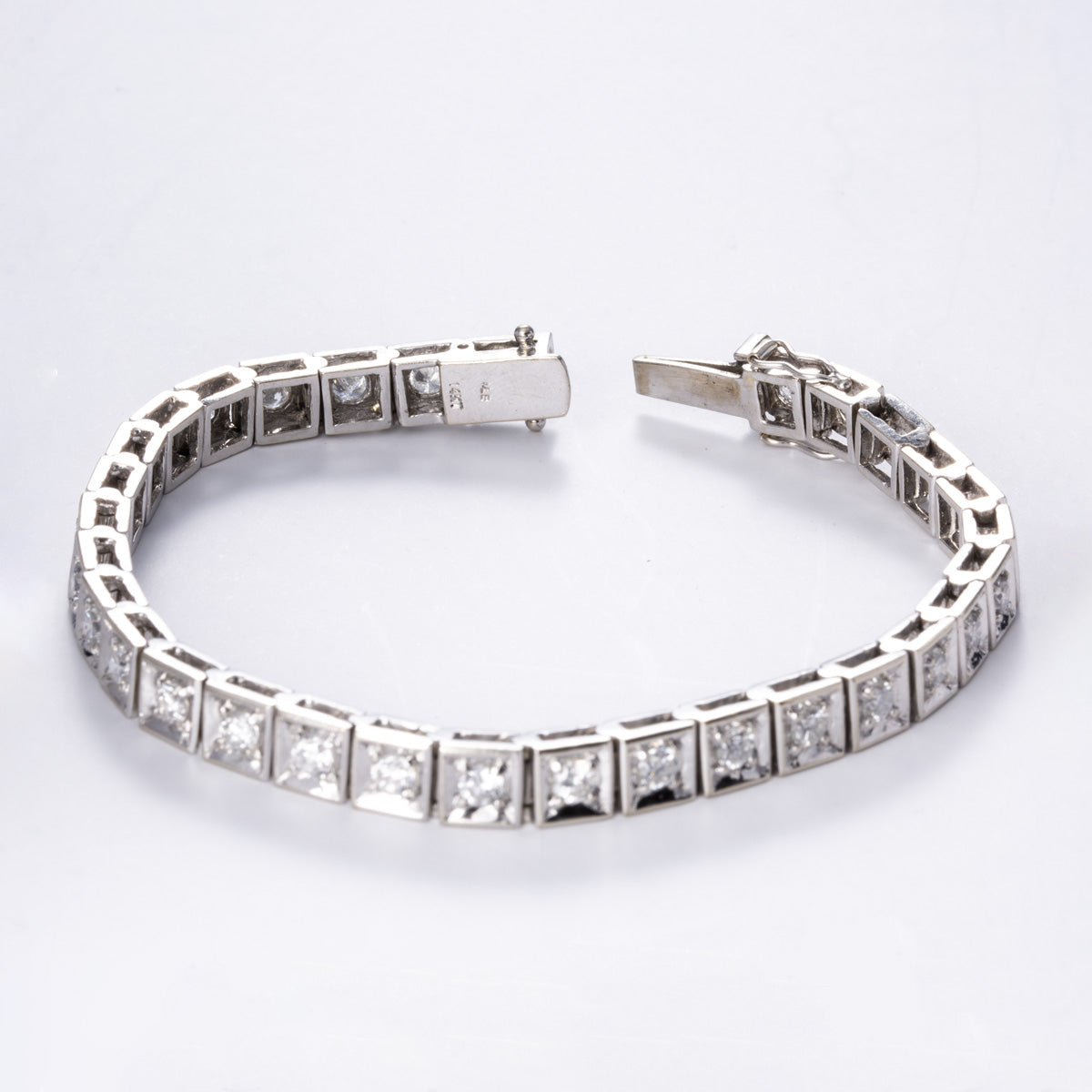 14k White Gold Diamond Tennis Bracelet | 3.31 ctw