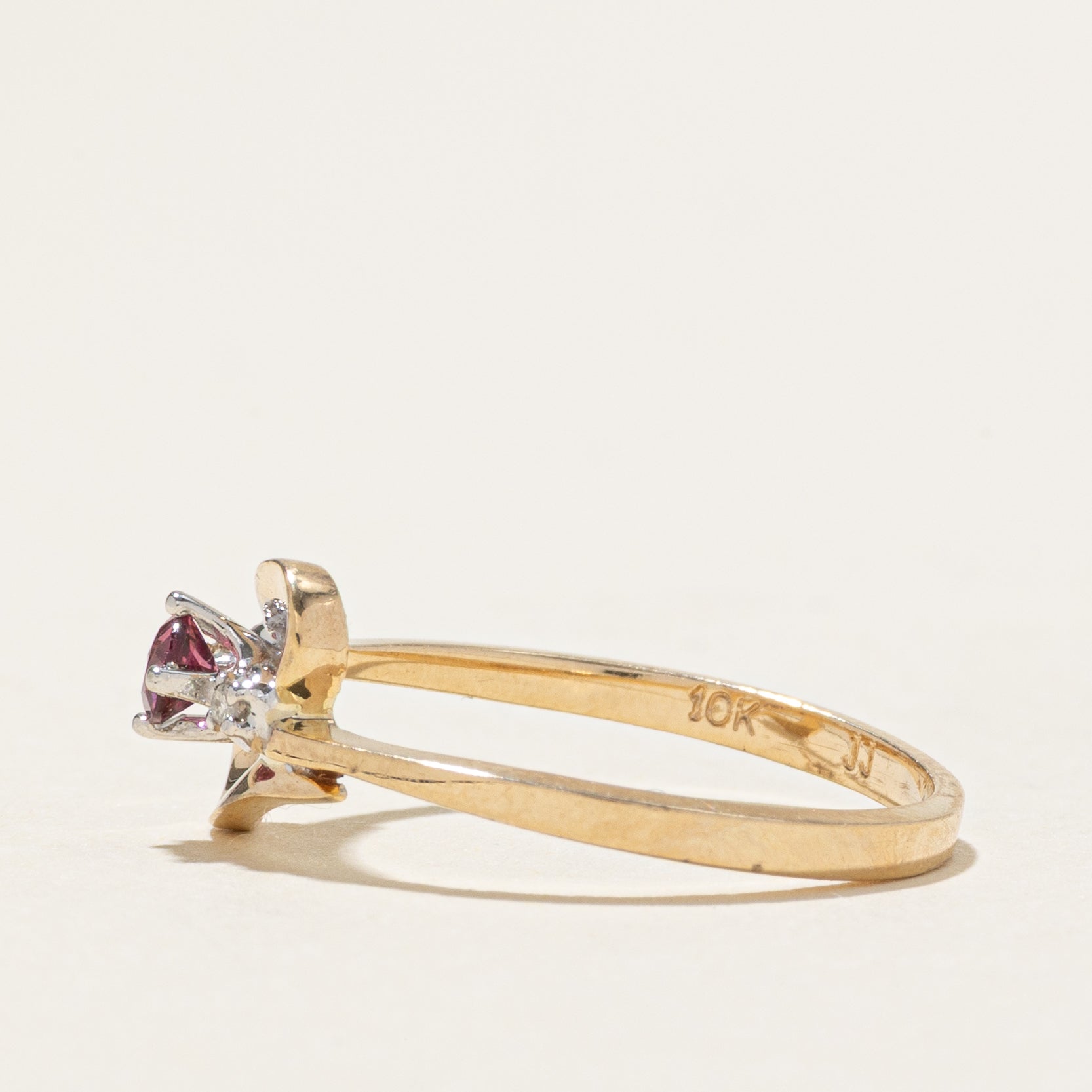 Pasté Glass & Diamond Ring | SZ 6.5