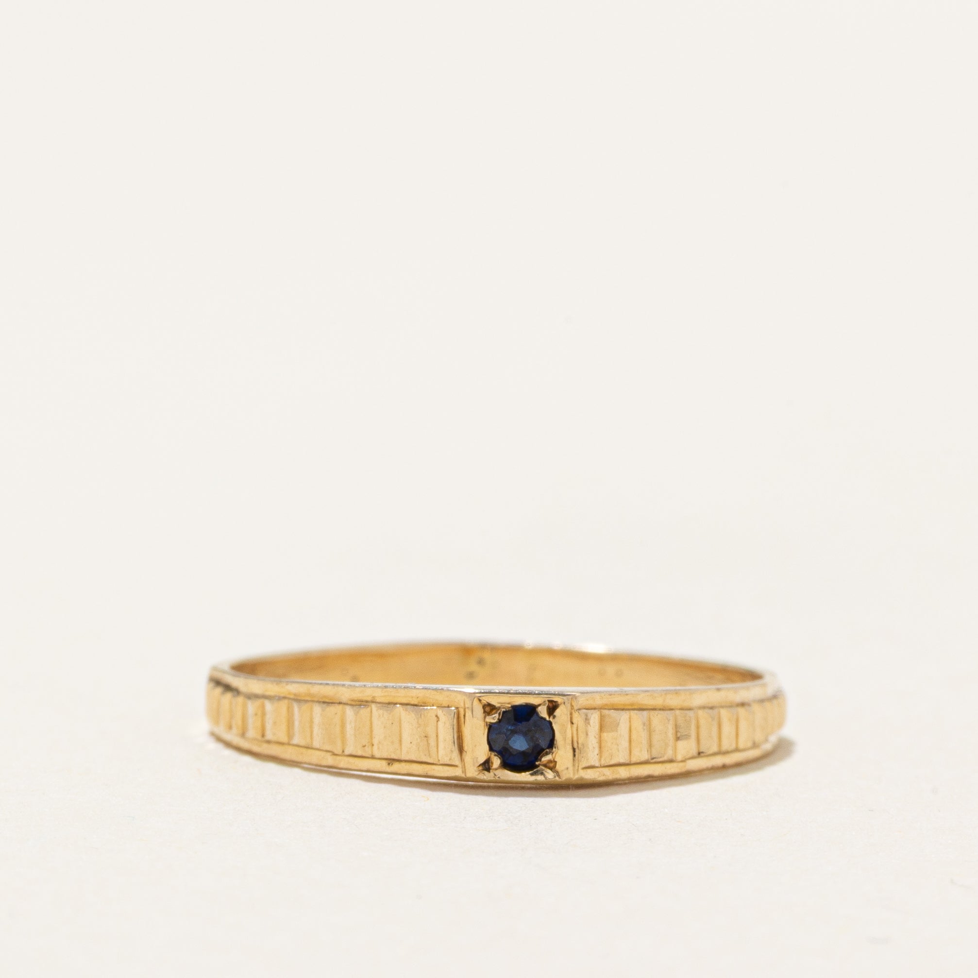 Sapphire Grooved Petite Band | SZ 7