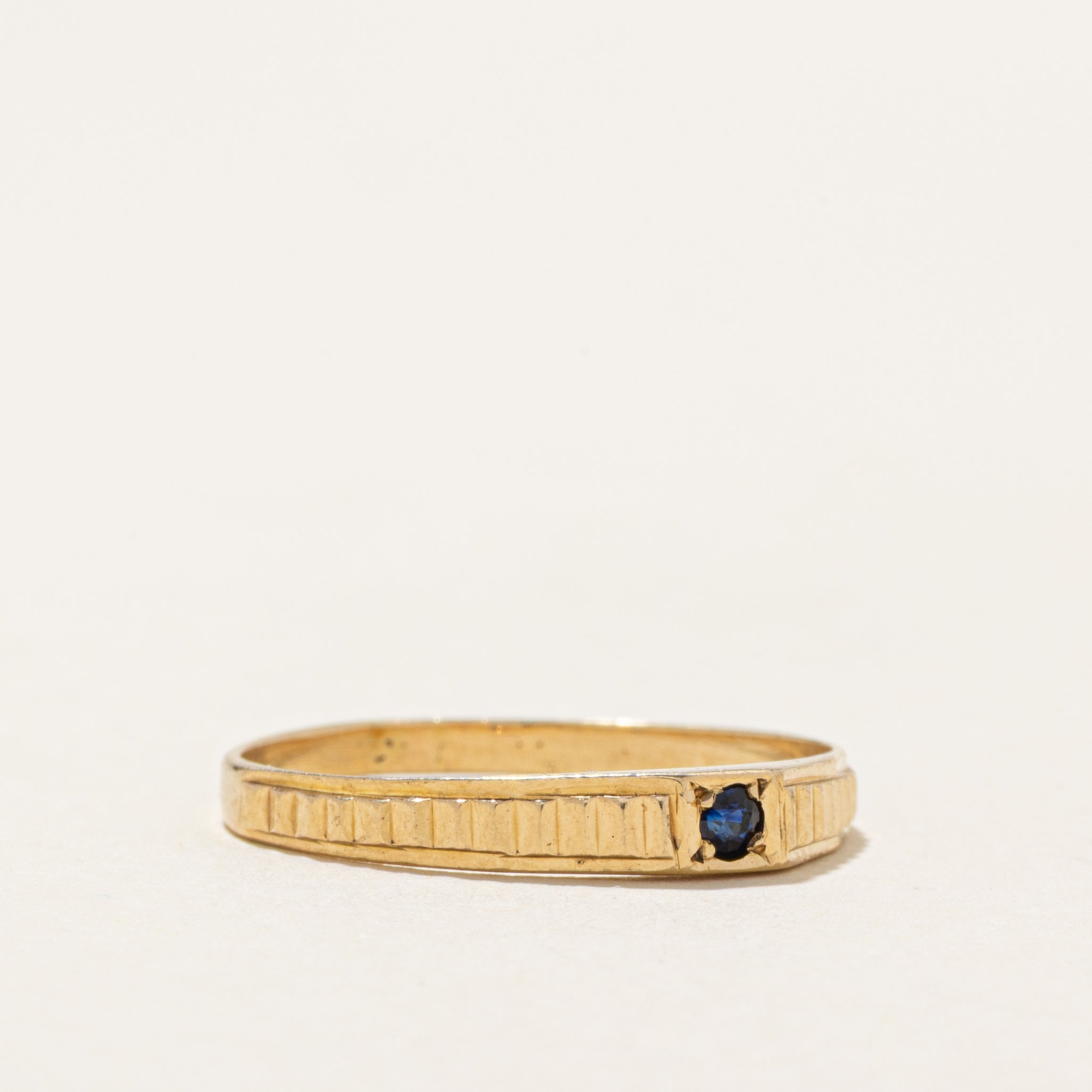 Sapphire Grooved Petite Band | SZ 7