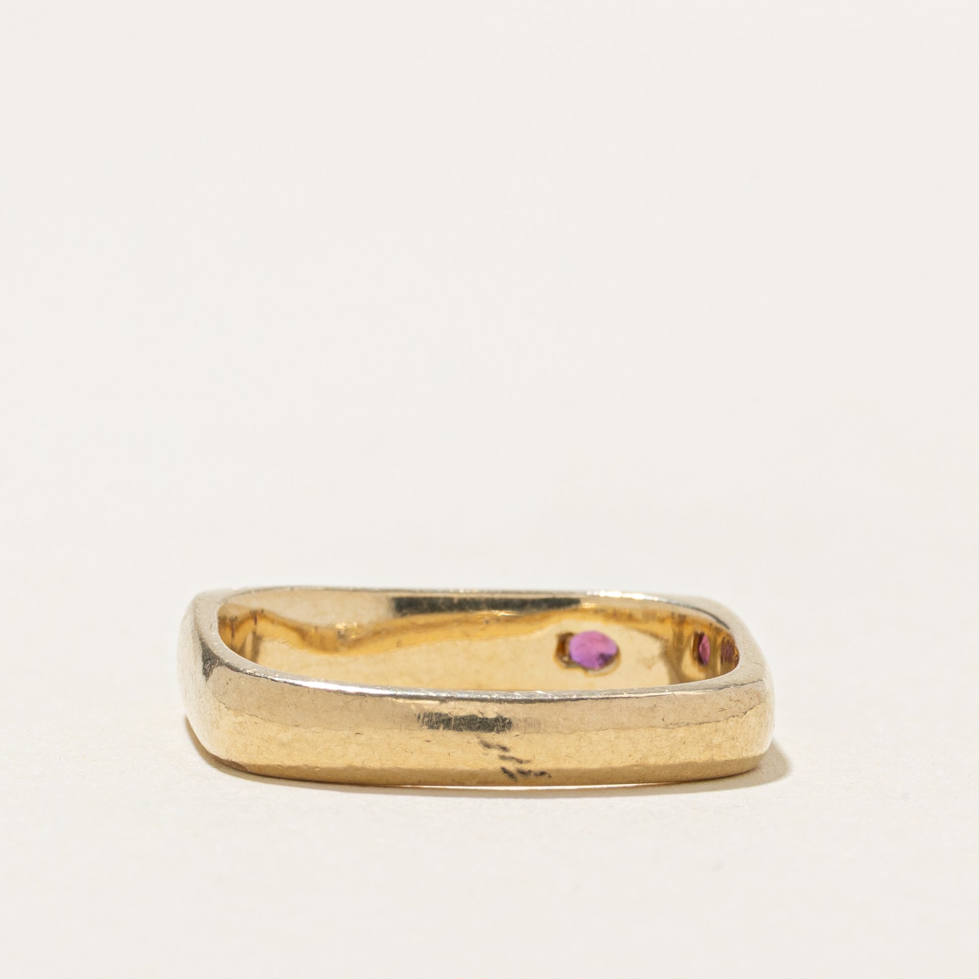 Single Ruby Soft Square Band | SZ 5.75