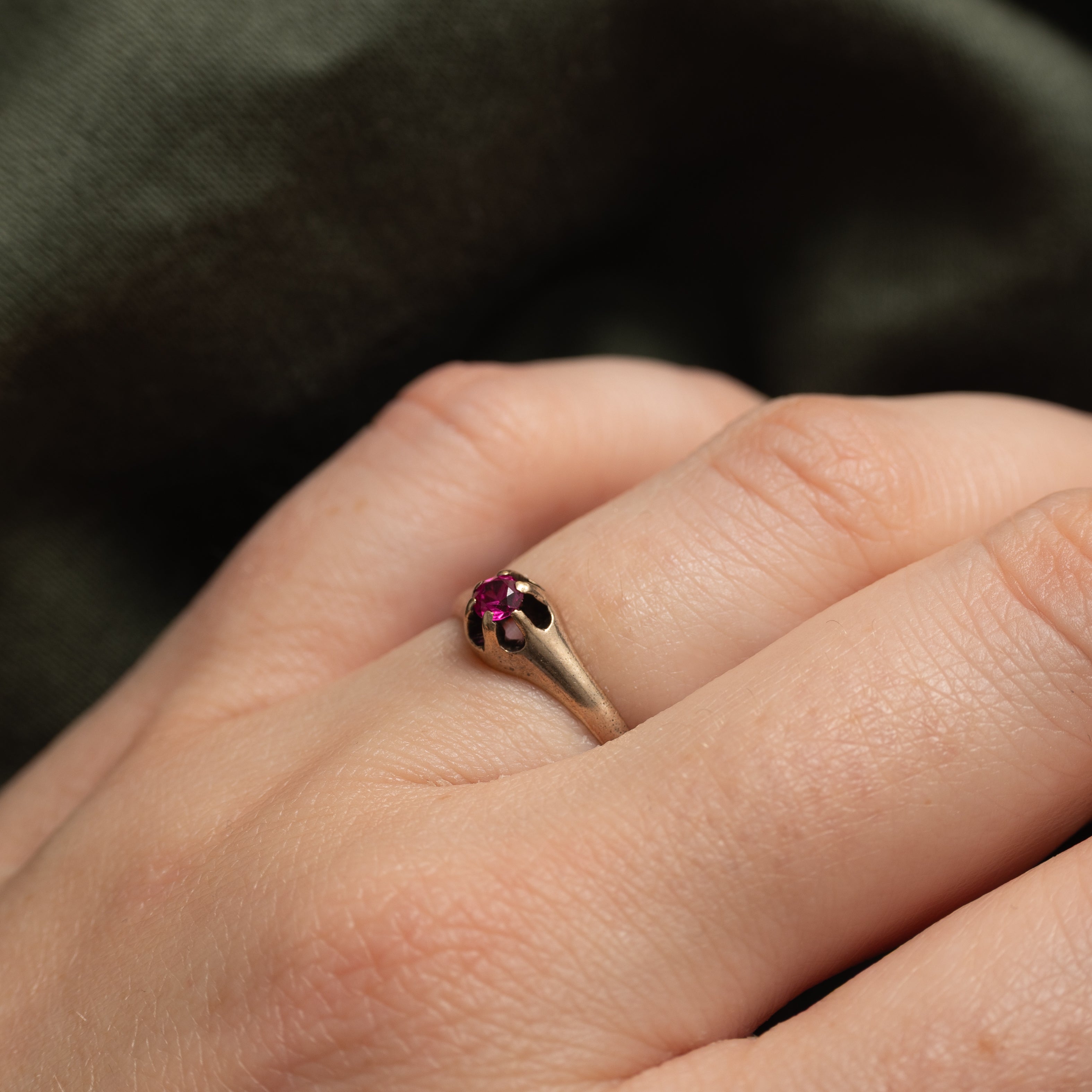 Belcher Set Ruby Ring | SZ 5