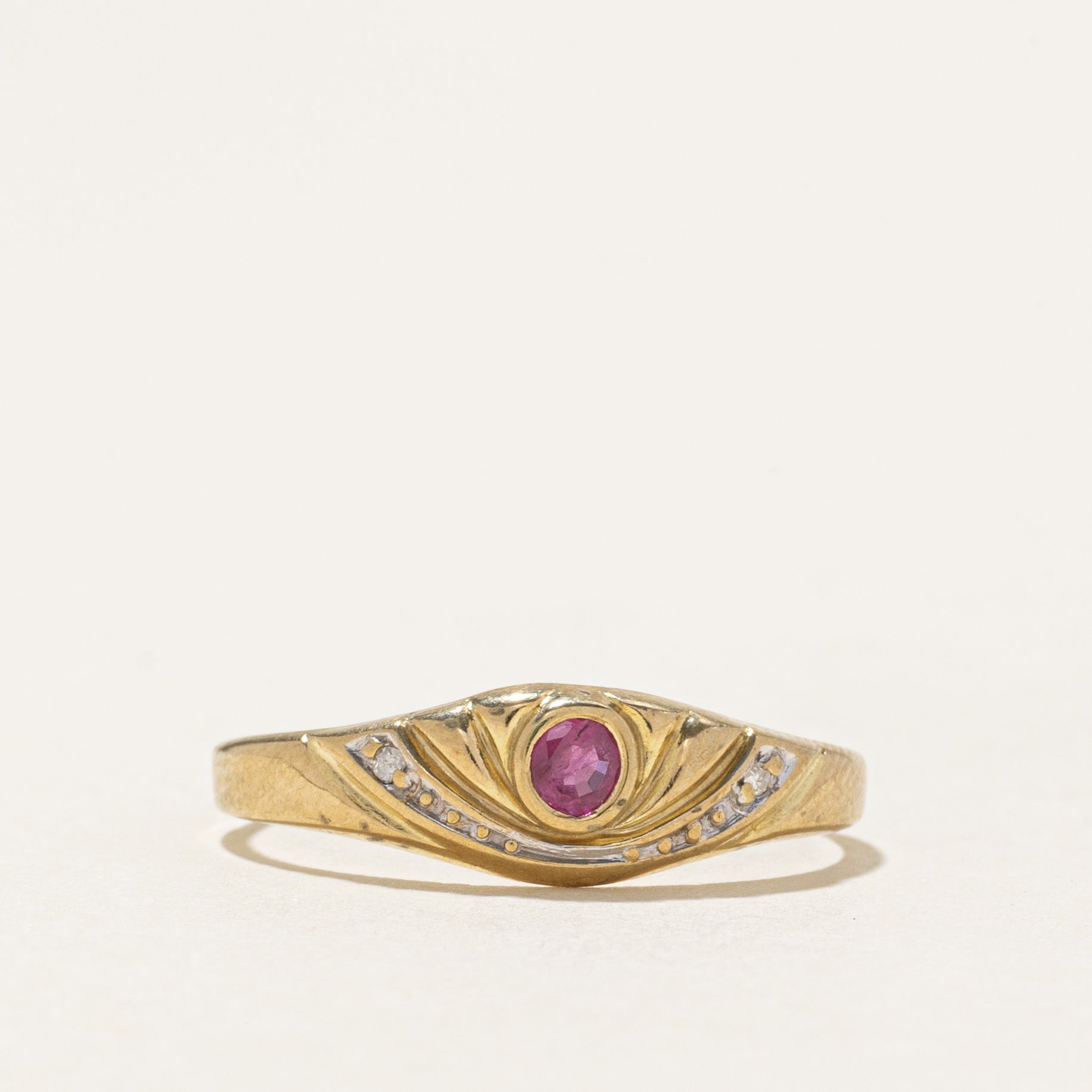 Ruby & Diamond Grooved Band | SZ 6.5