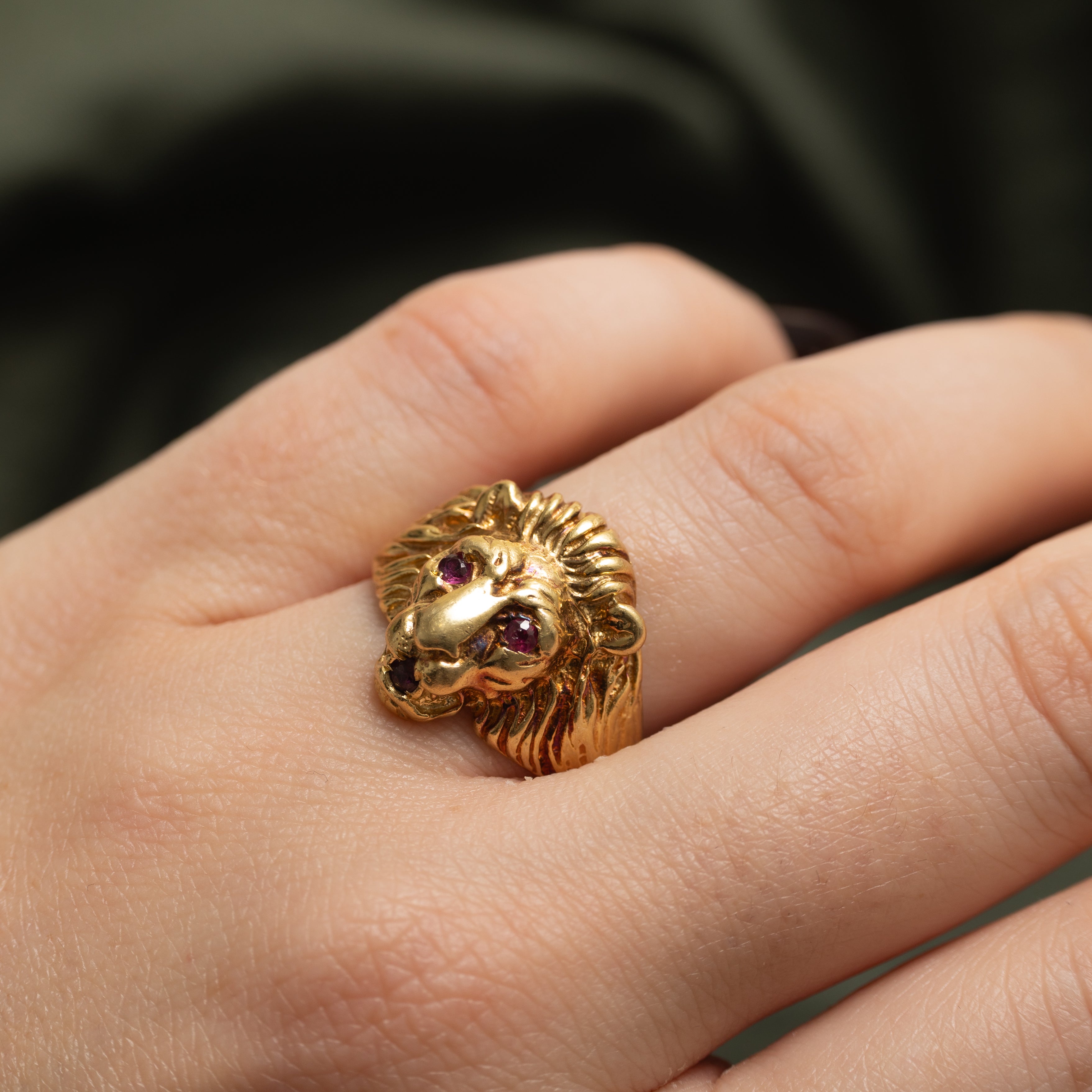 Italian 18k Ruby Lion Ring | SZ 8.25