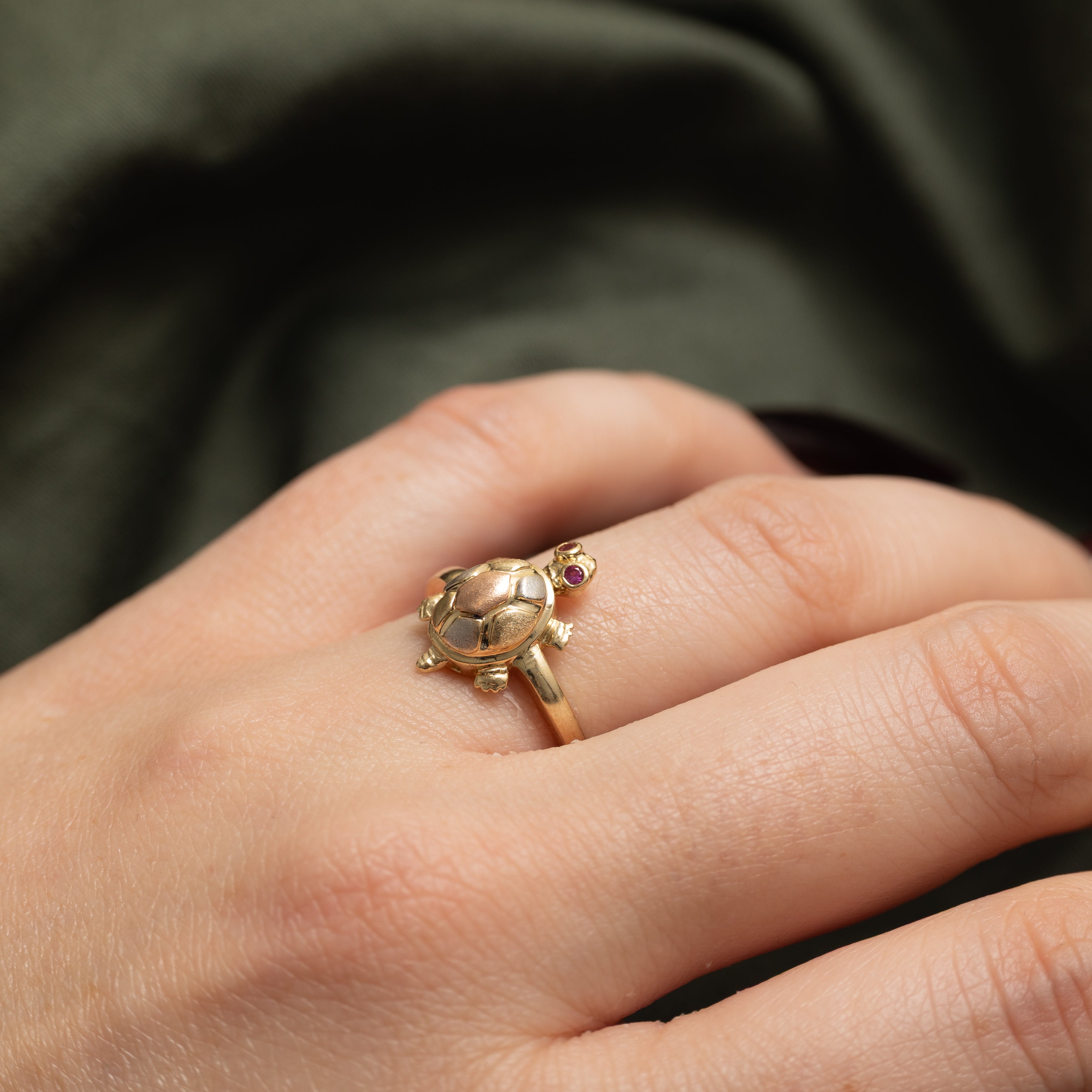 Synthetic Ruby Turtle Ring | SZ 6.25