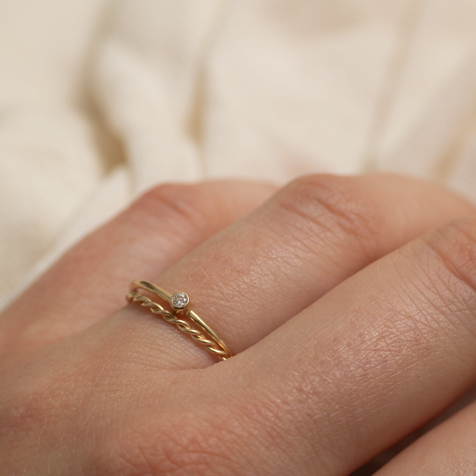 14k Bezel Set Diamond Interlocking Ring | SZ 6