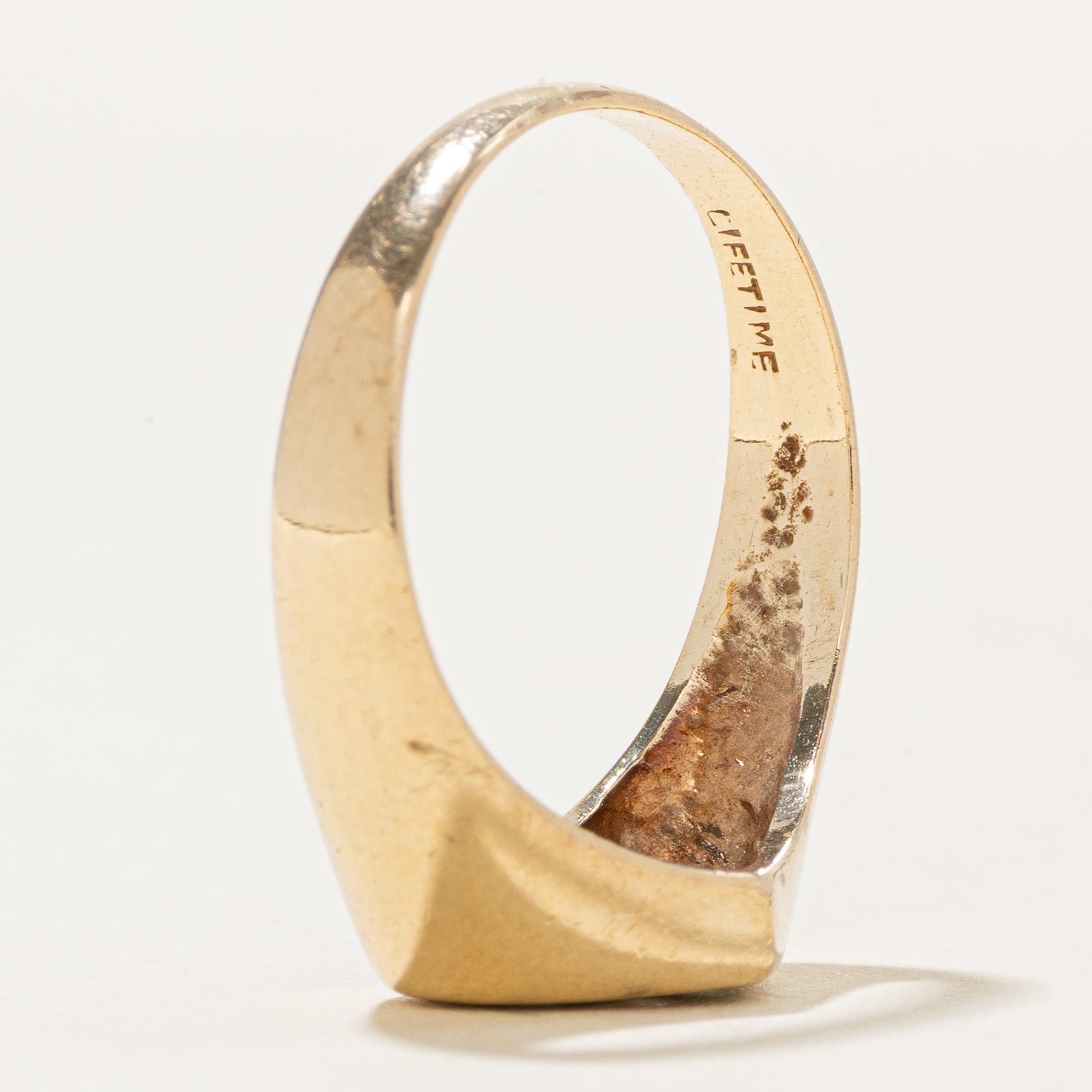 10k Diamond Heart Chevron Ring | SZ 7.75