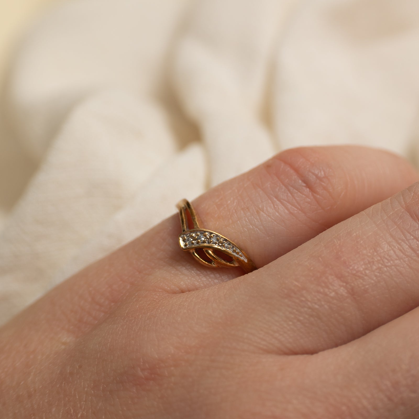 10k Diamond Openwork Chevron Ring | SZ 4.25