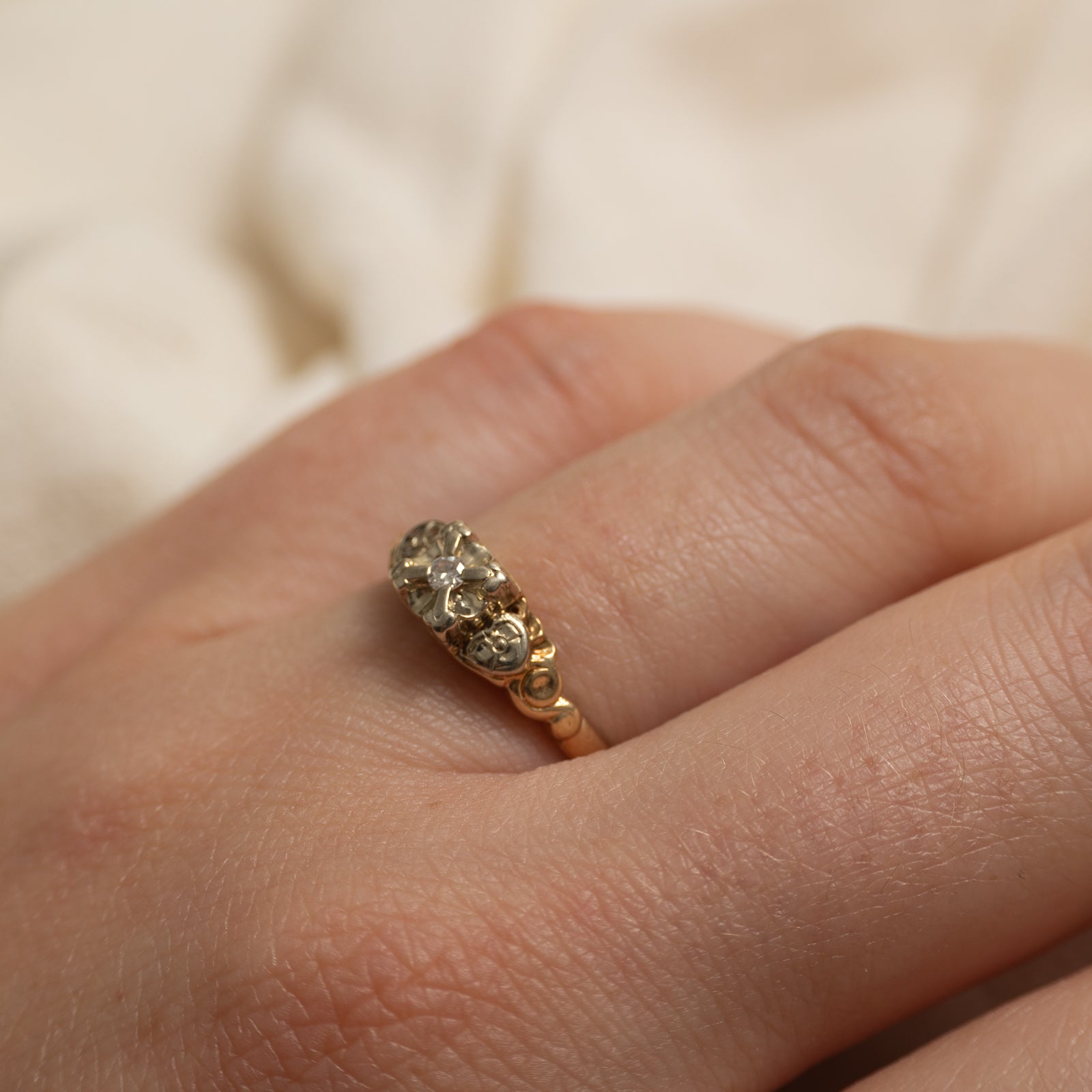 Two Tone Illusion Set Diamond Ring | SZ 6