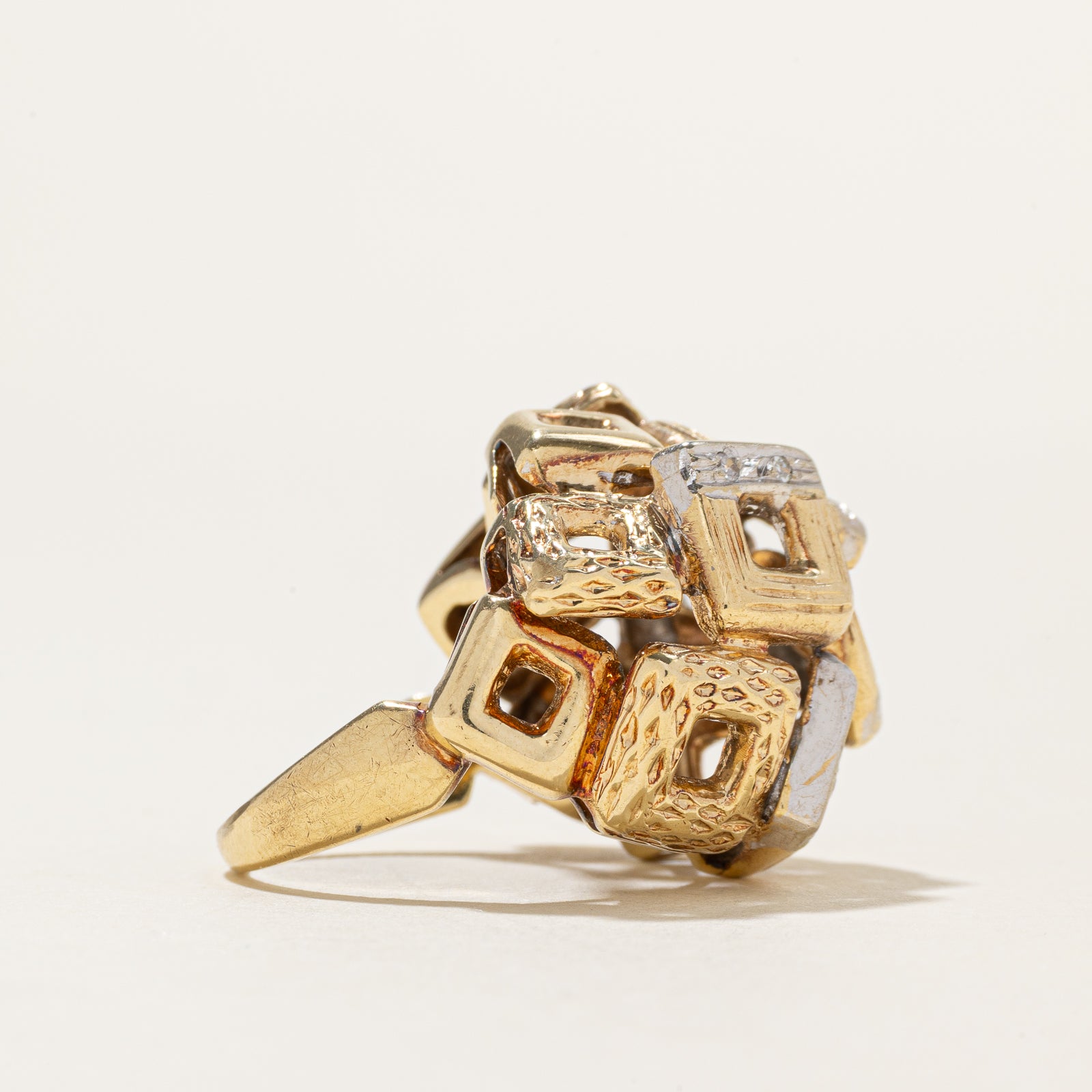 Two Tone Diamond Textured Geometric Cocktail Ring | SZ 5.75