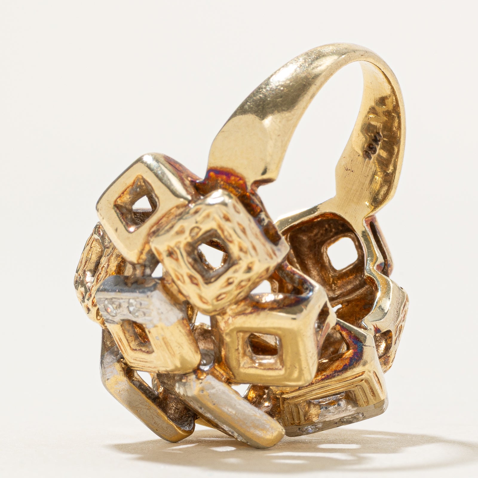 Two Tone Diamond Textured Geometric Cocktail Ring | SZ 5.75