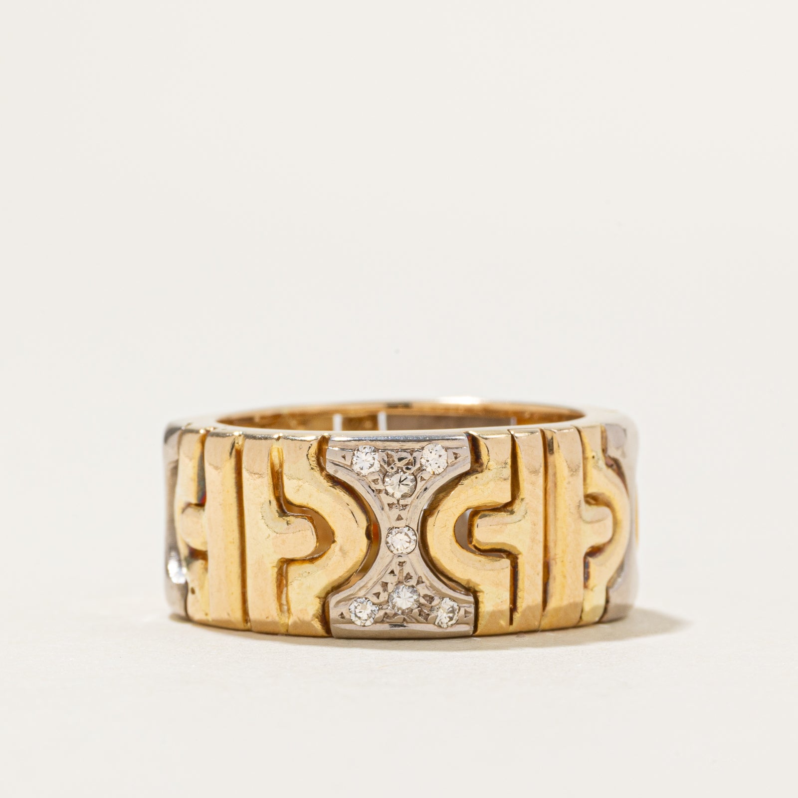 Two-Tone Diamond Ribbed Hourglass Band | 9.5mm | SZ 7