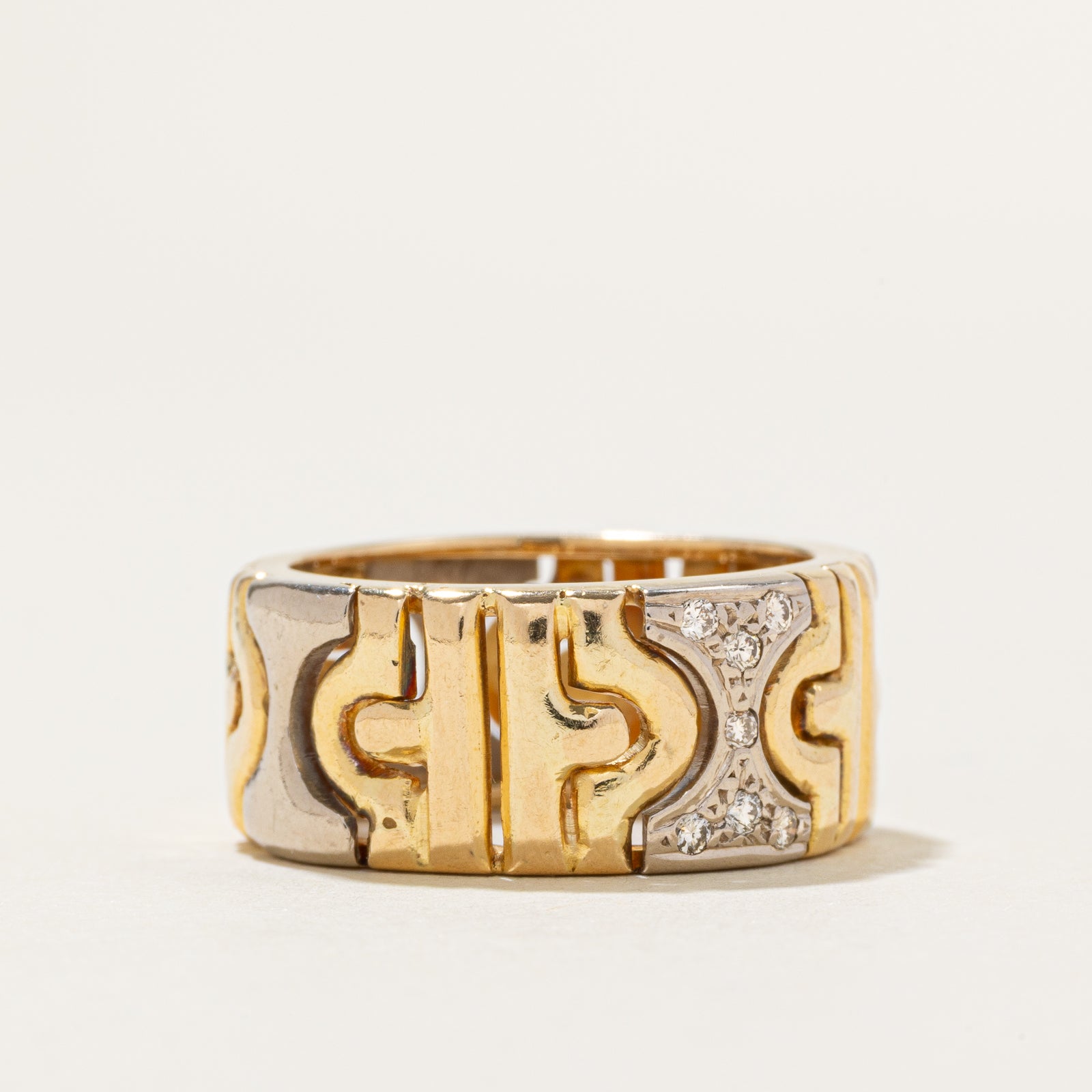 Two-Tone Diamond Ribbed Hourglass Band | 9.5mm | SZ 7