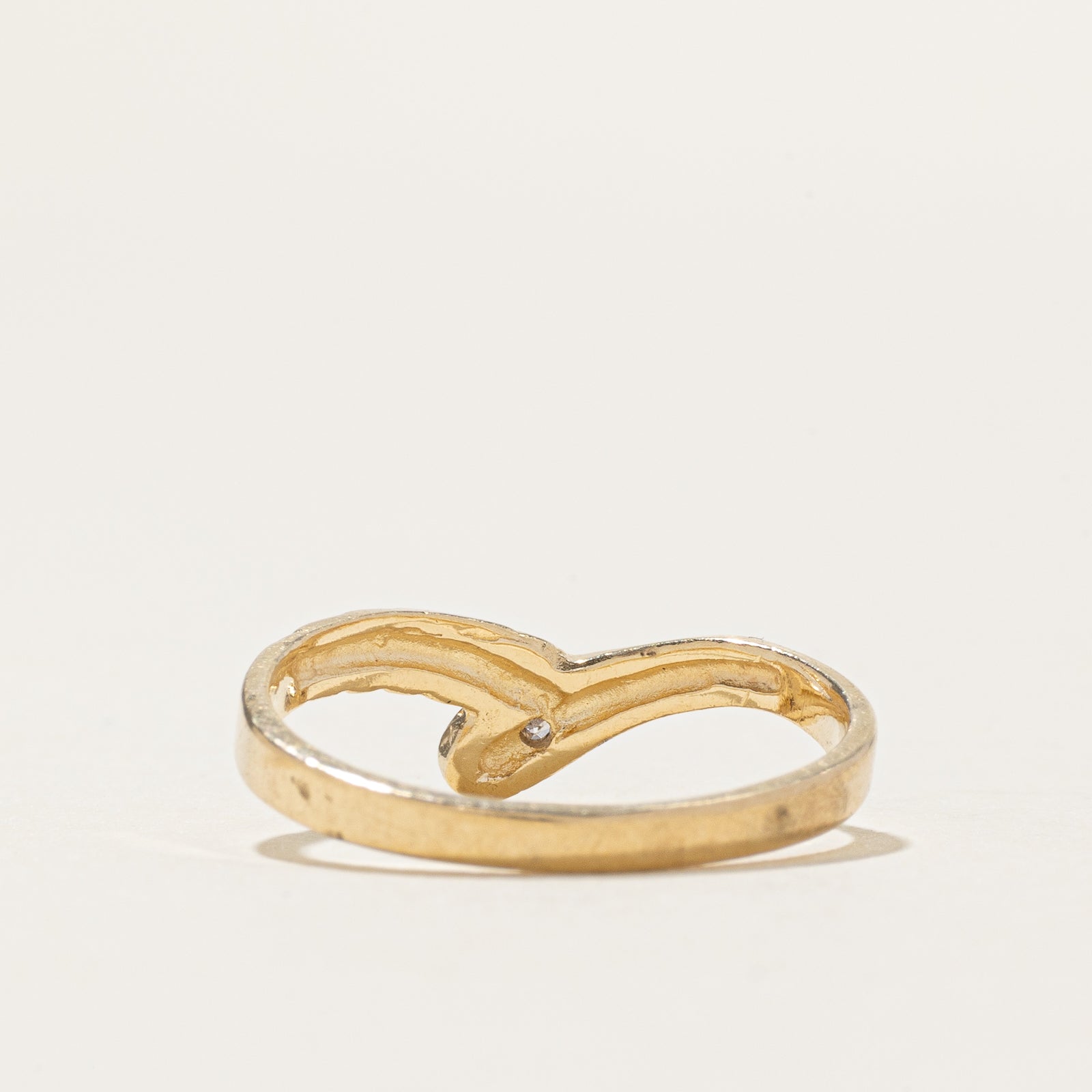 Diamond Snake Engraved Chevron Ring | SZ 5.5