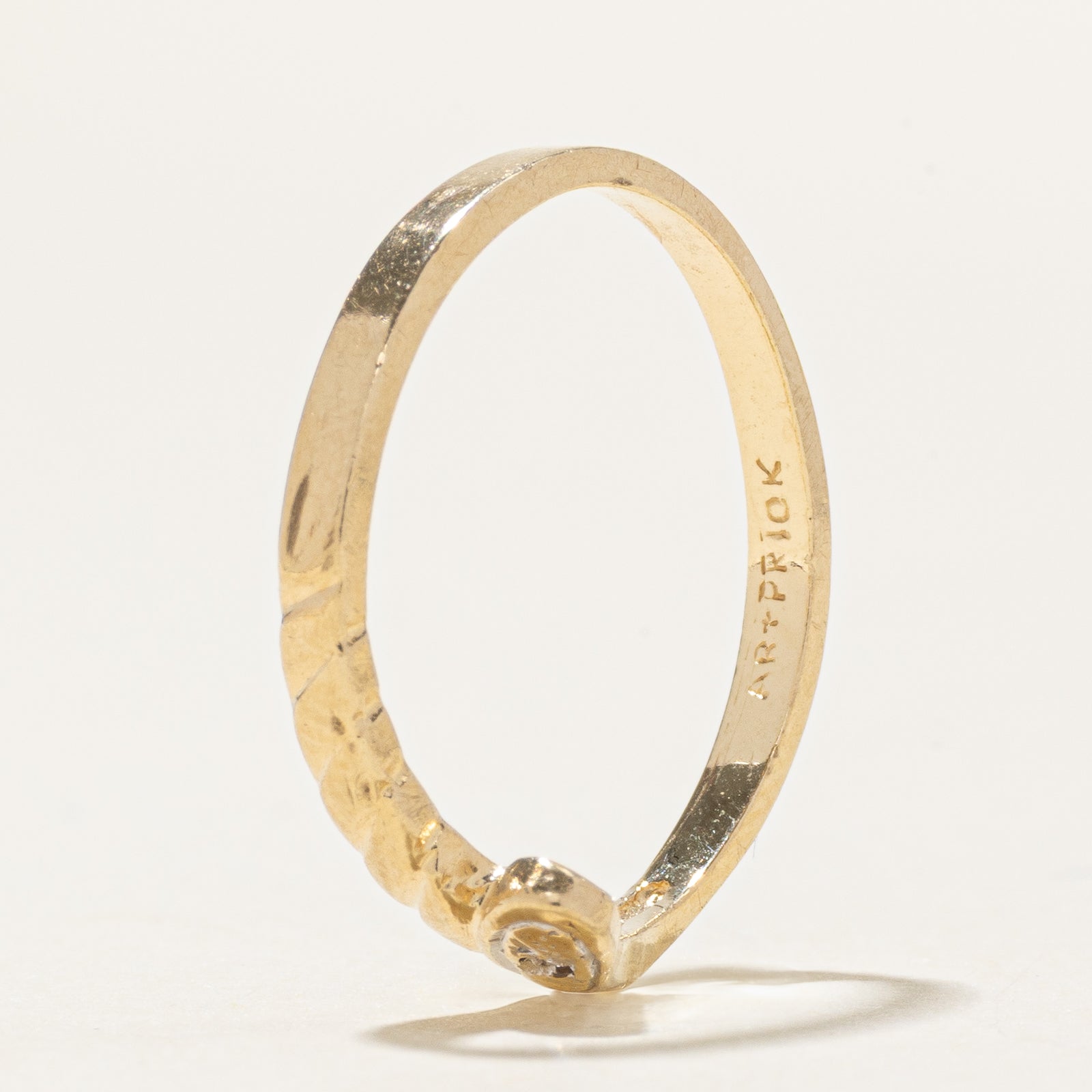 Diamond Snake Engraved Chevron Ring | SZ 5.5