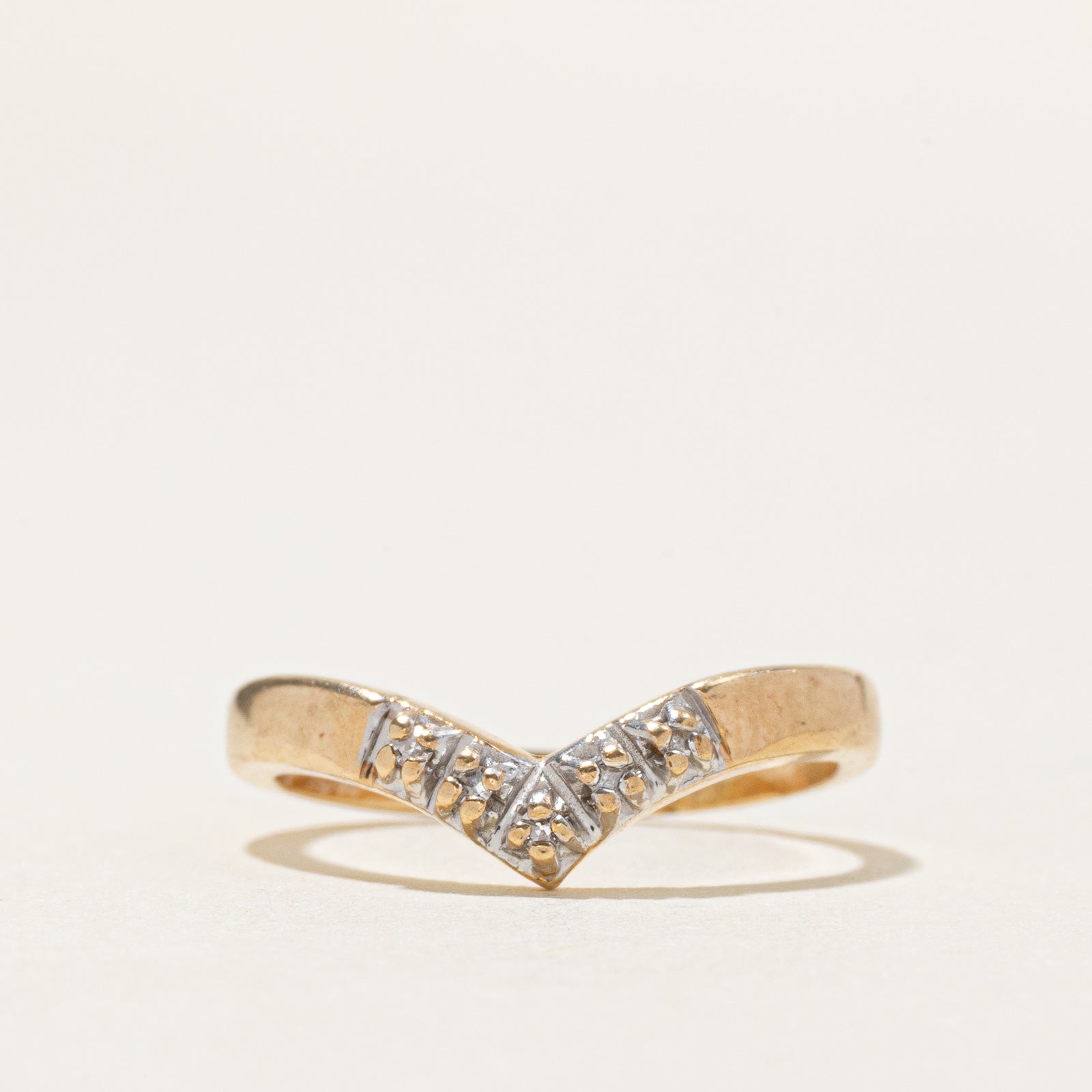 Two Tone Diamond Chevron Ring | SZ 3.25