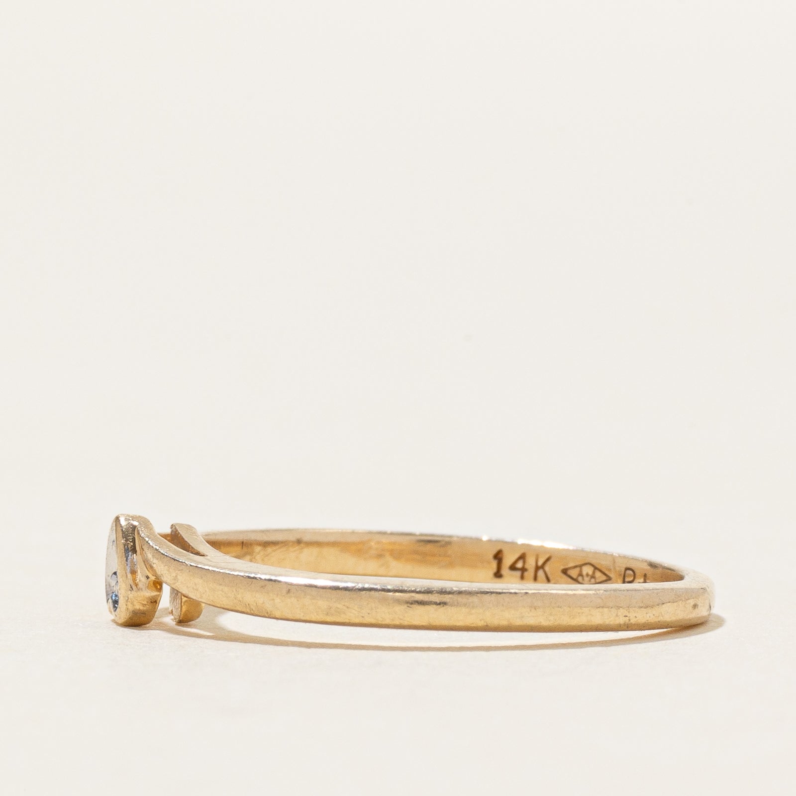 14k Diamond Heart Thin Ring | SZ 5