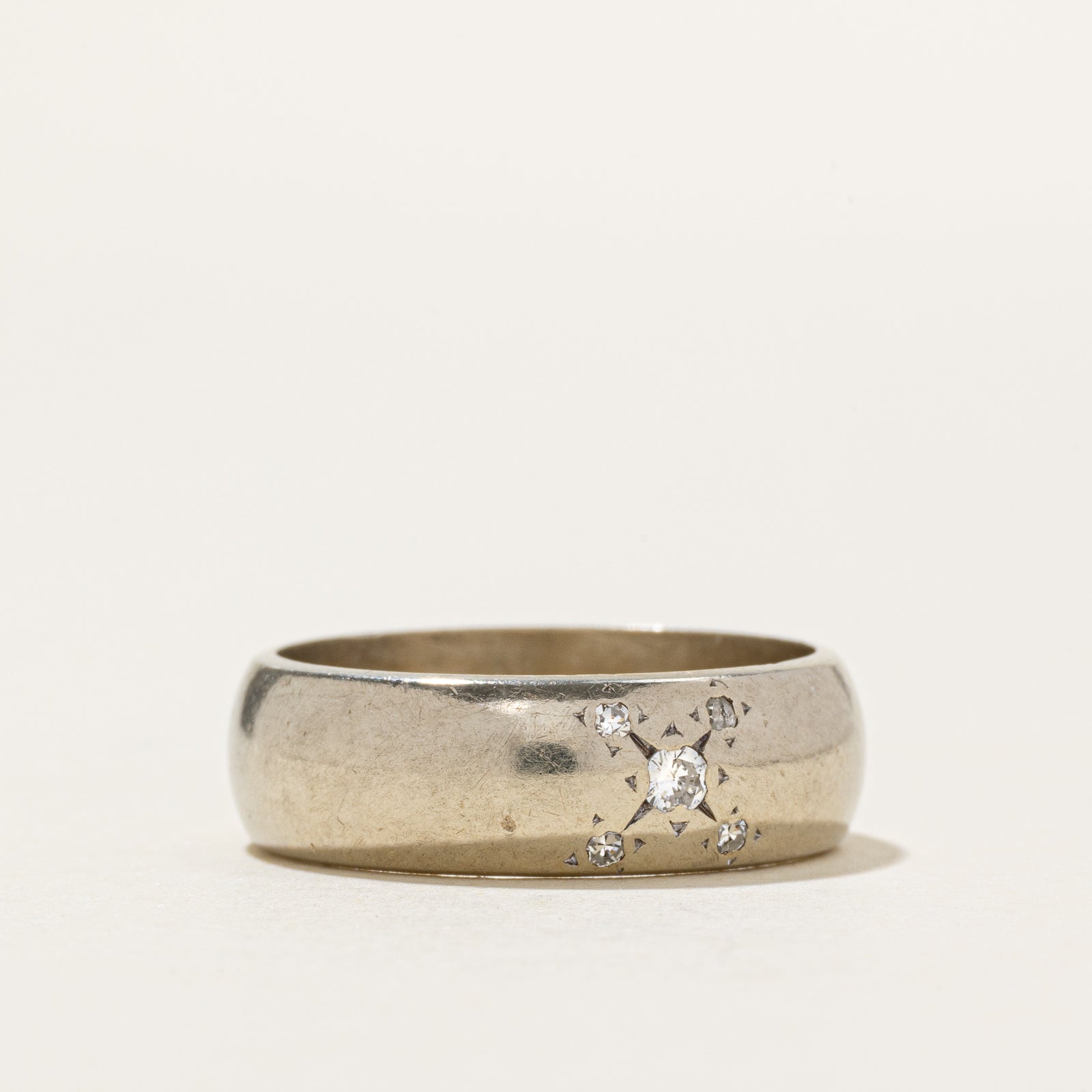 10k Star Set Diamond Accent Band | 6mm | SZ 6.25