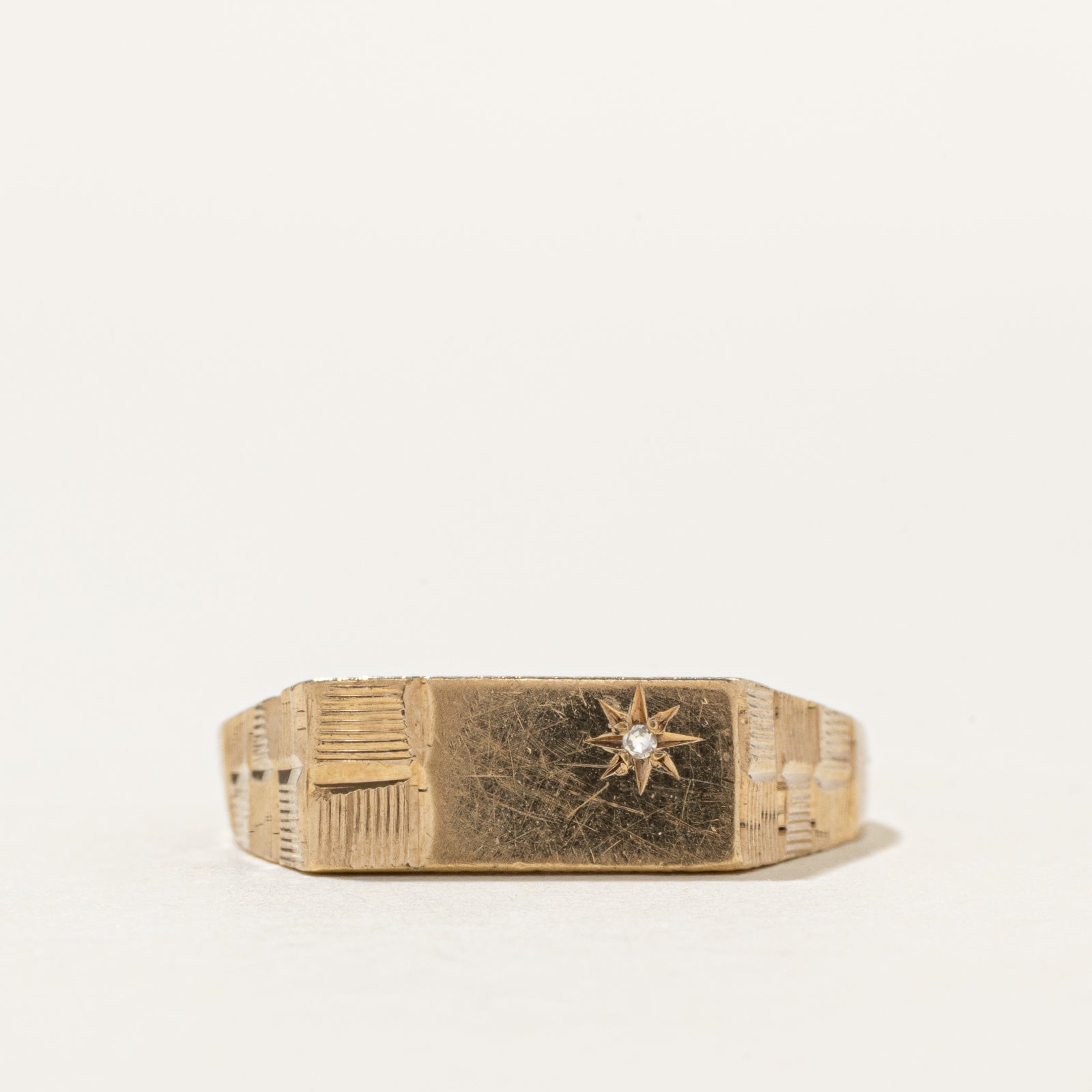 Star Set Diamond Cross Hatch Signet Ring | SZ 8.5