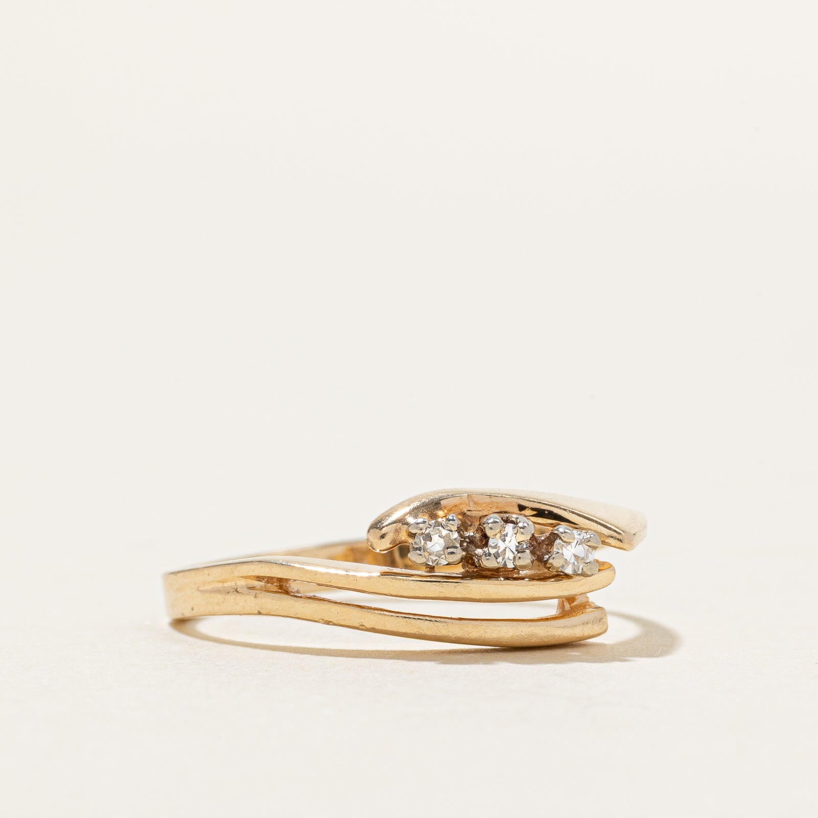 14k Three Stone Diamond Bypass Ring | SZ 6.25