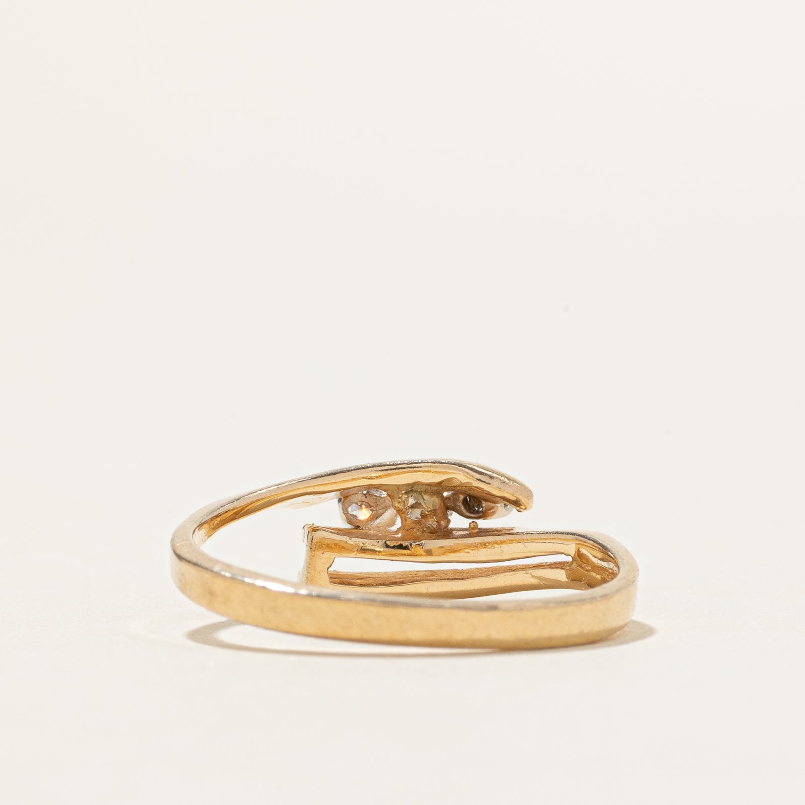 14k Three Stone Diamond Bypass Ring | SZ 6.25