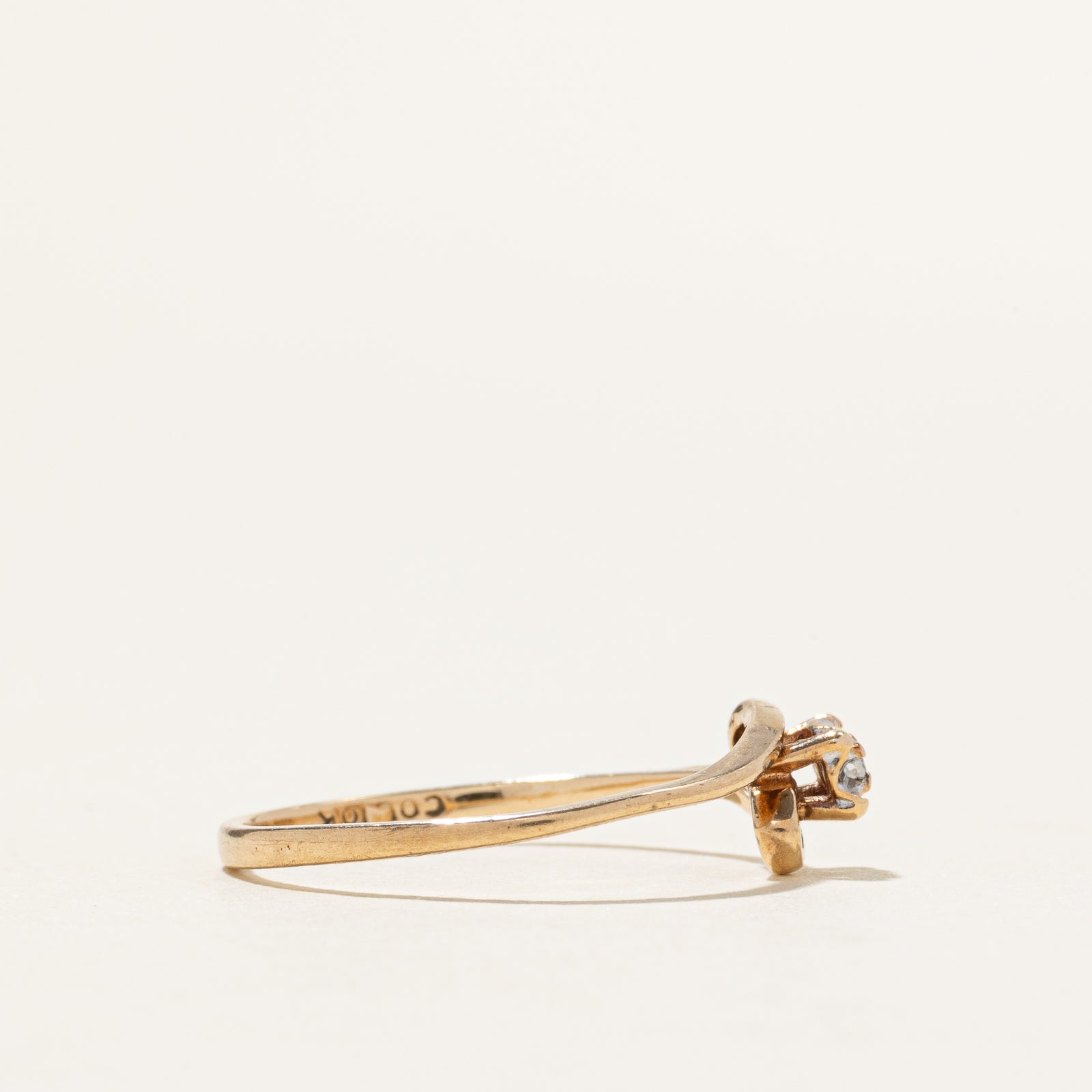 Solitaire Illusion Set Diamond Thin Bypass Ring | SZ 6.5