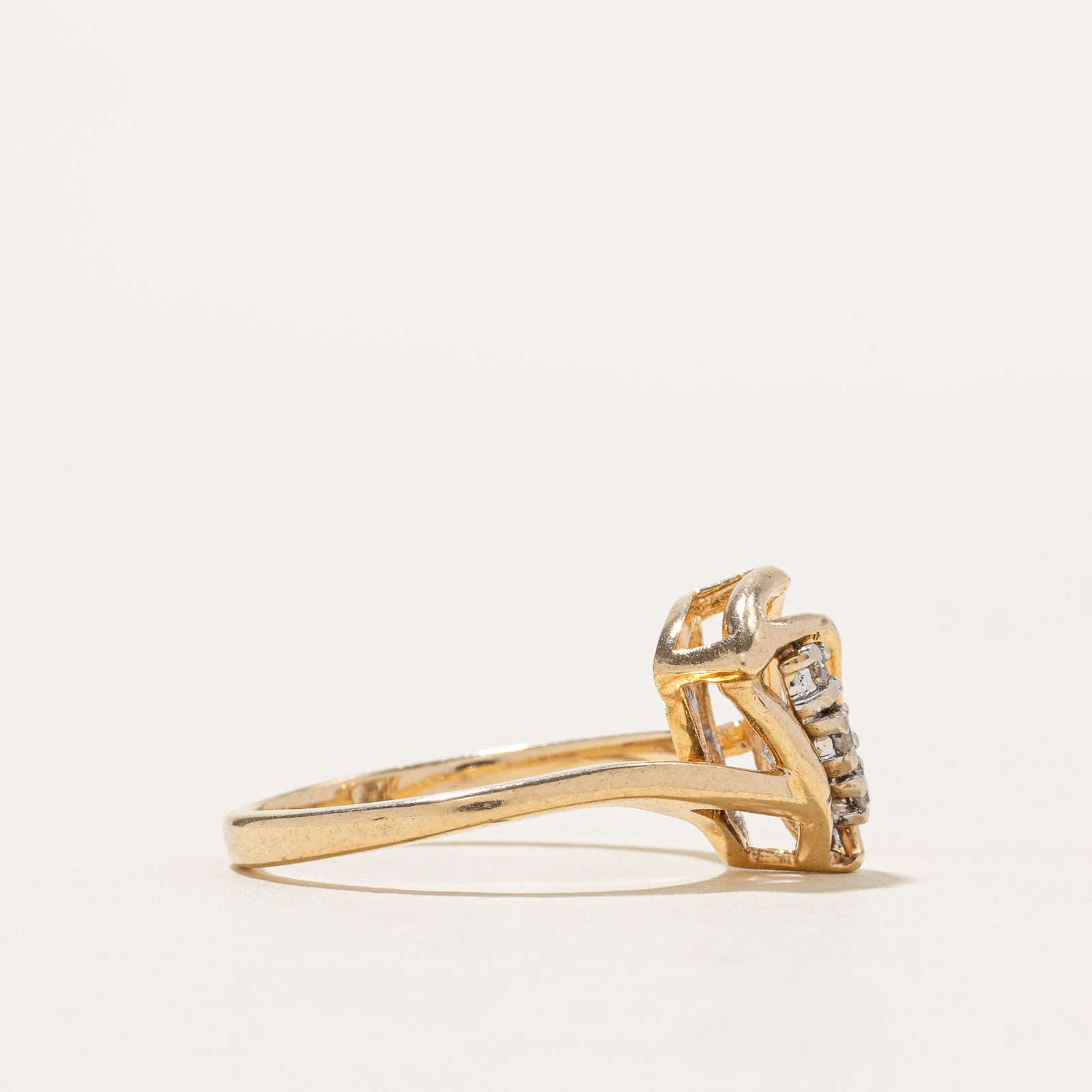 14k Diamond Openwork Abstract Ring | SZ 6