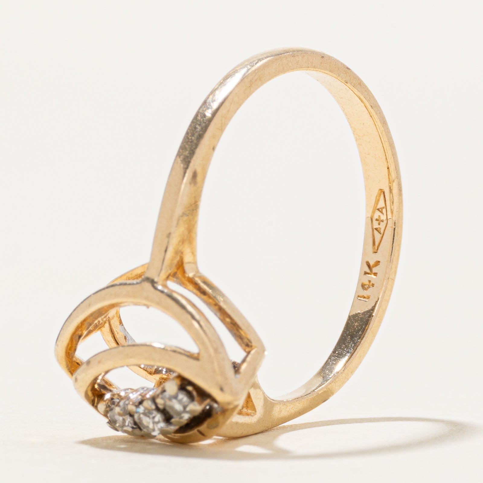 14k Diamond Openwork Abstract Ring | SZ 6