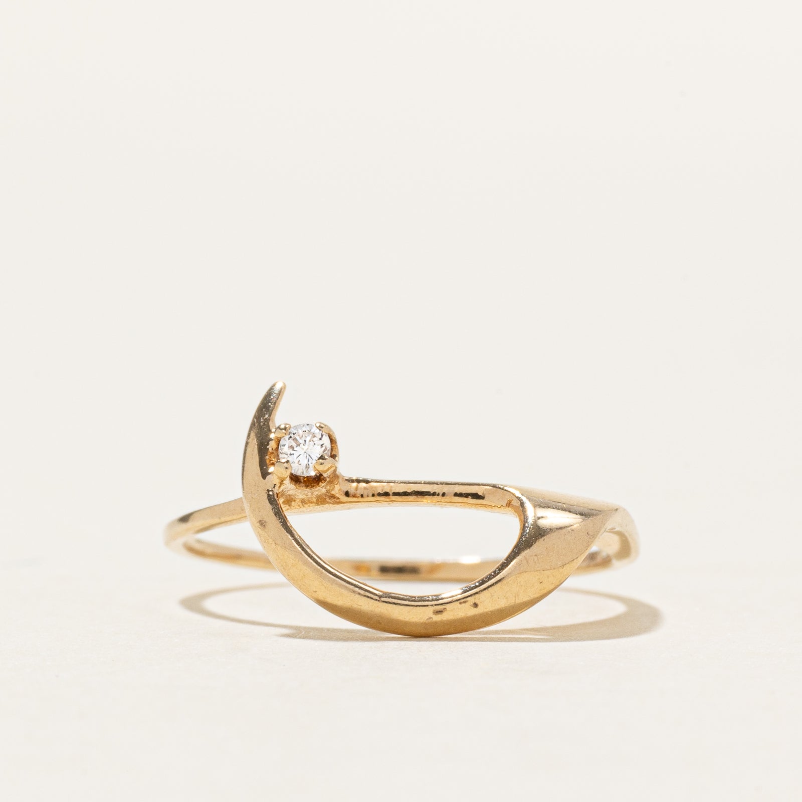 14k Single Stone Diamond Crescent Ring | SZ 5