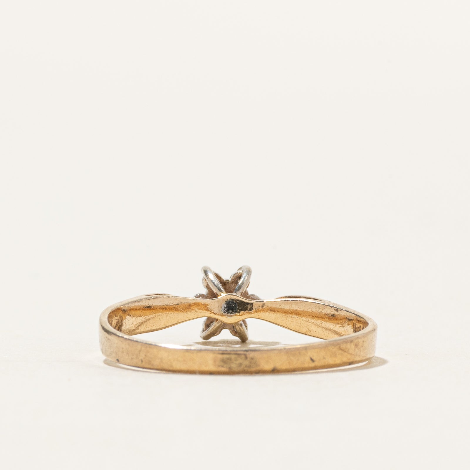 10k Diamond Petal Reverse Tapered Ring | SZ 6.75