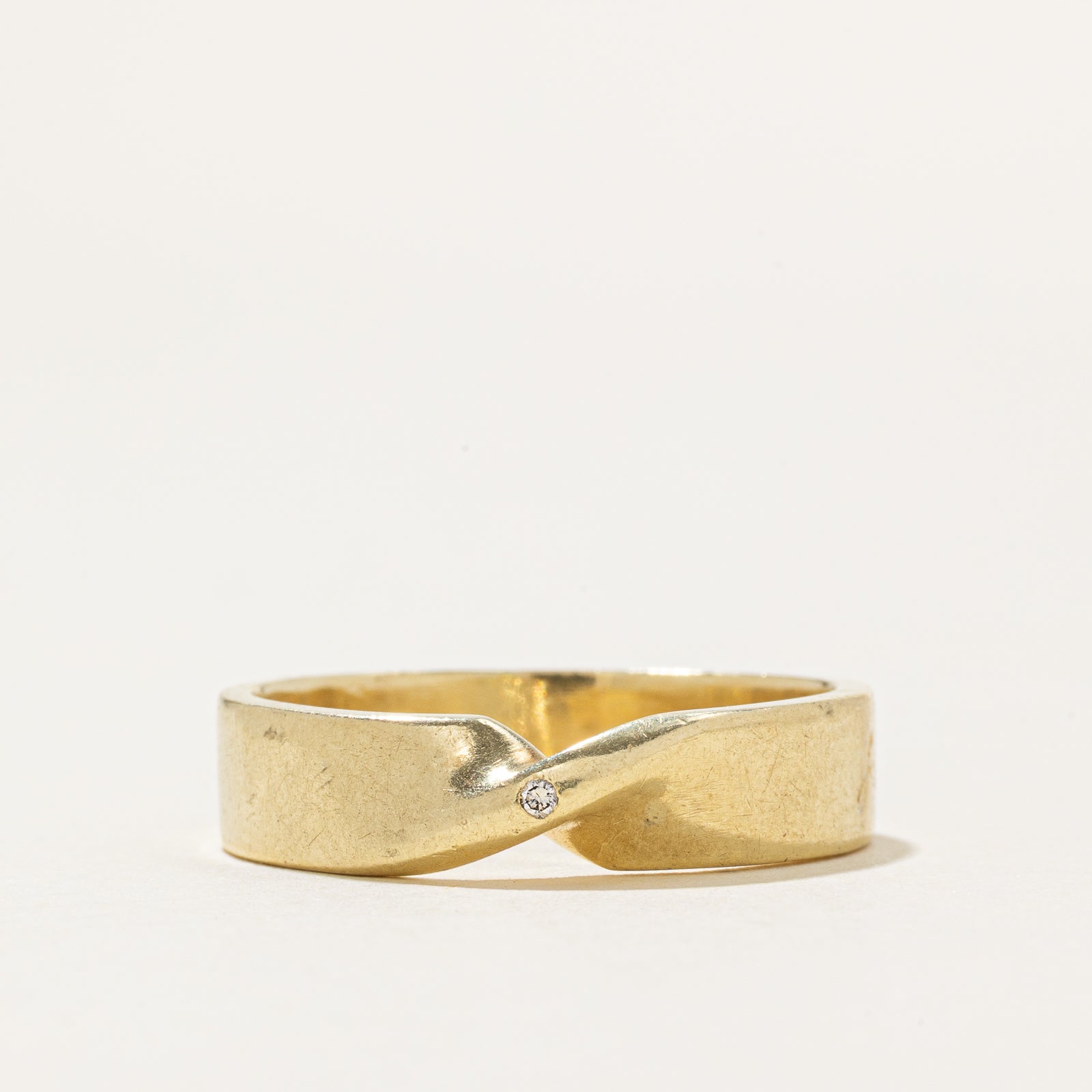 14k Diamond Twisted Band | 4.75mm | SZ 6
