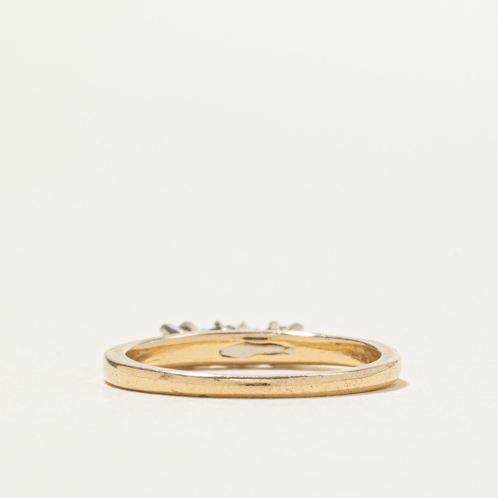 14k Three Stone Diamond Ring | SZ 5