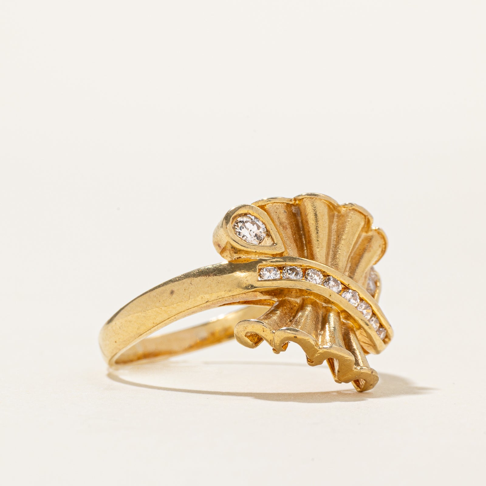 Diamond Twisted Abstract Chevron Ring | SZ 9