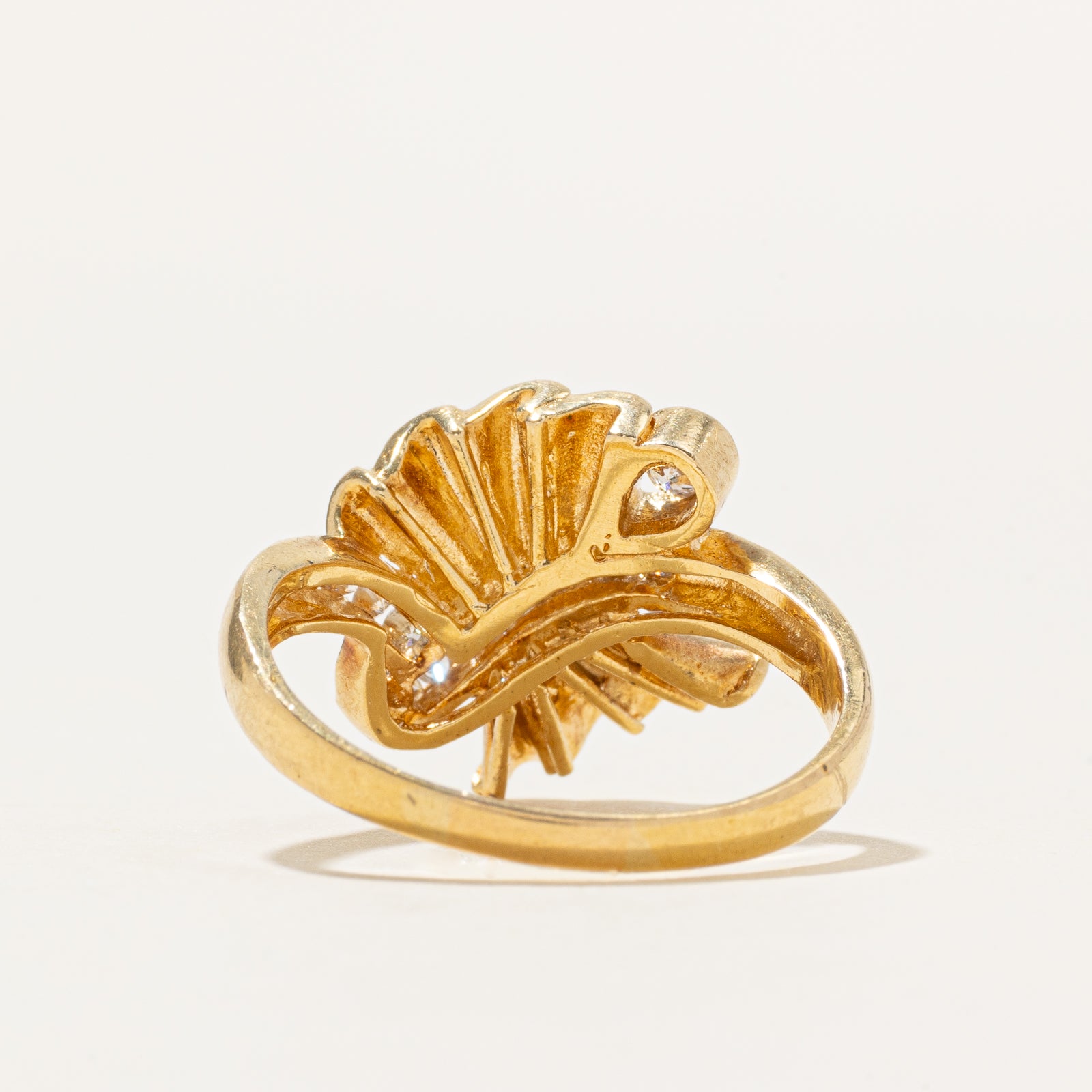 Diamond Twisted Abstract Chevron Ring | SZ 9