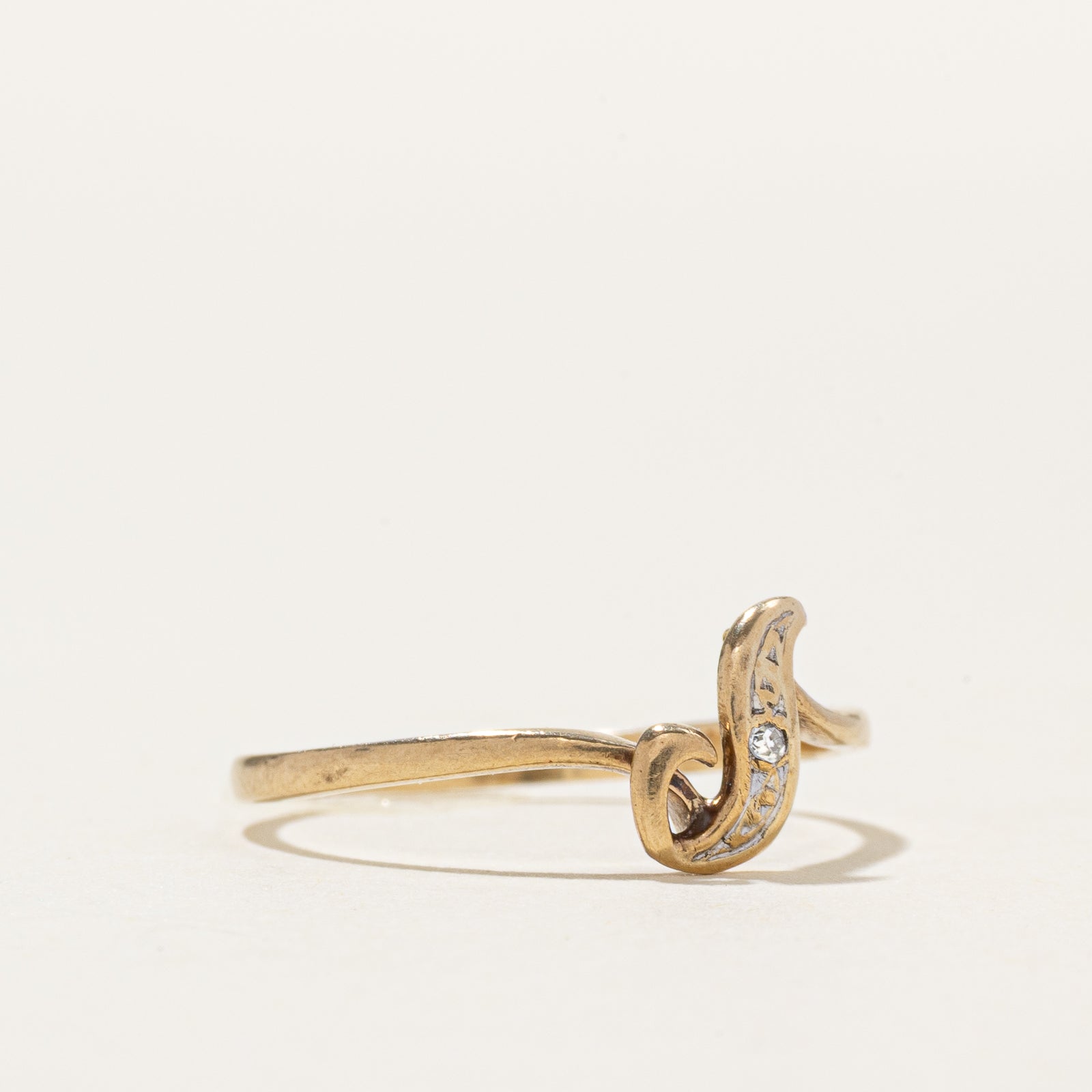 9k Diamond Wave Bypass Ring | SZ 4.5
