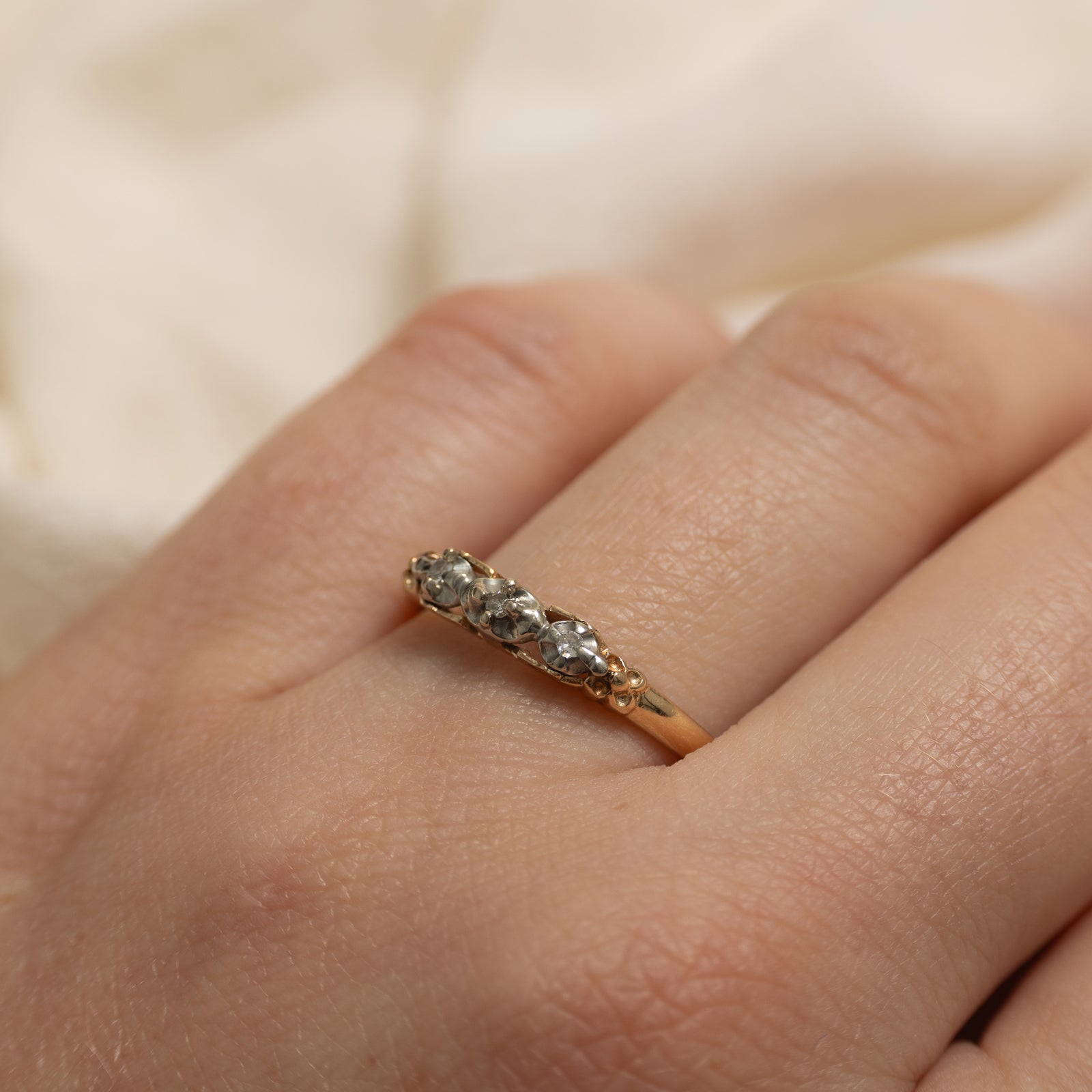 Two Tone Illusion Set Diamond Ring | SZ 8.75
