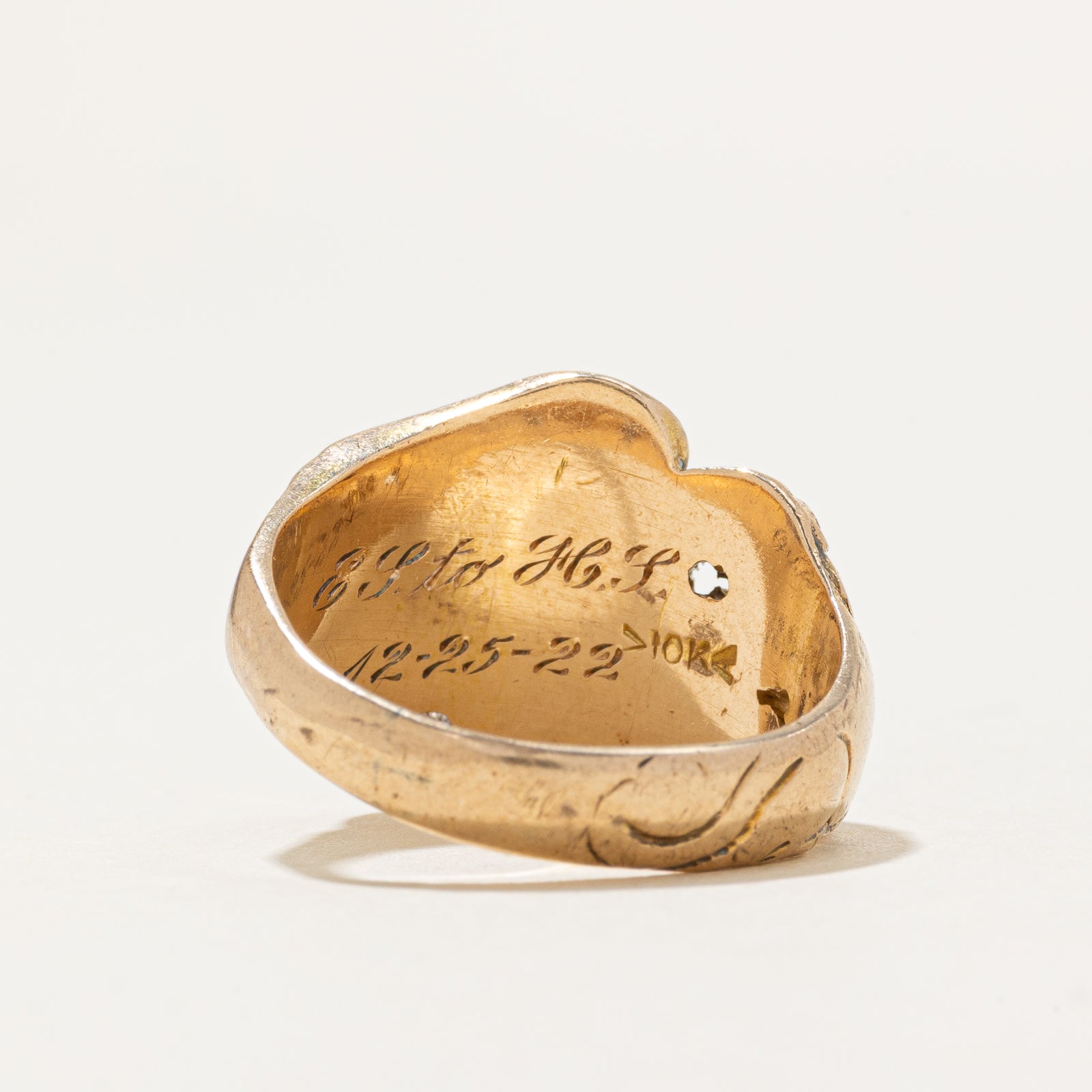 Diamond 'HWS' Initialized Lion Engraved Ring | SZ 7