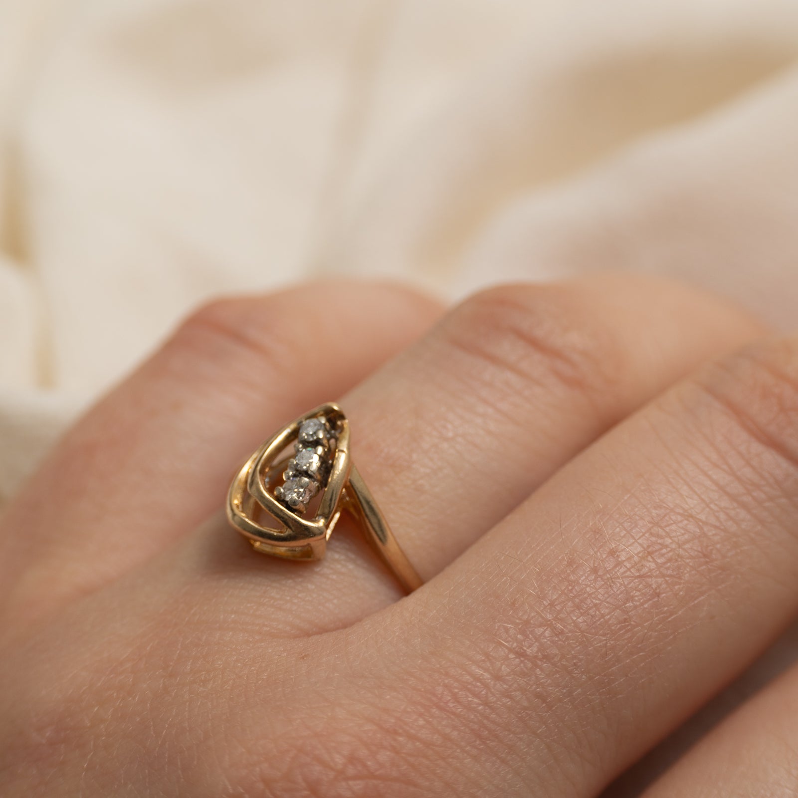 14k Diamond Openwork Abstract Ring | SZ 6