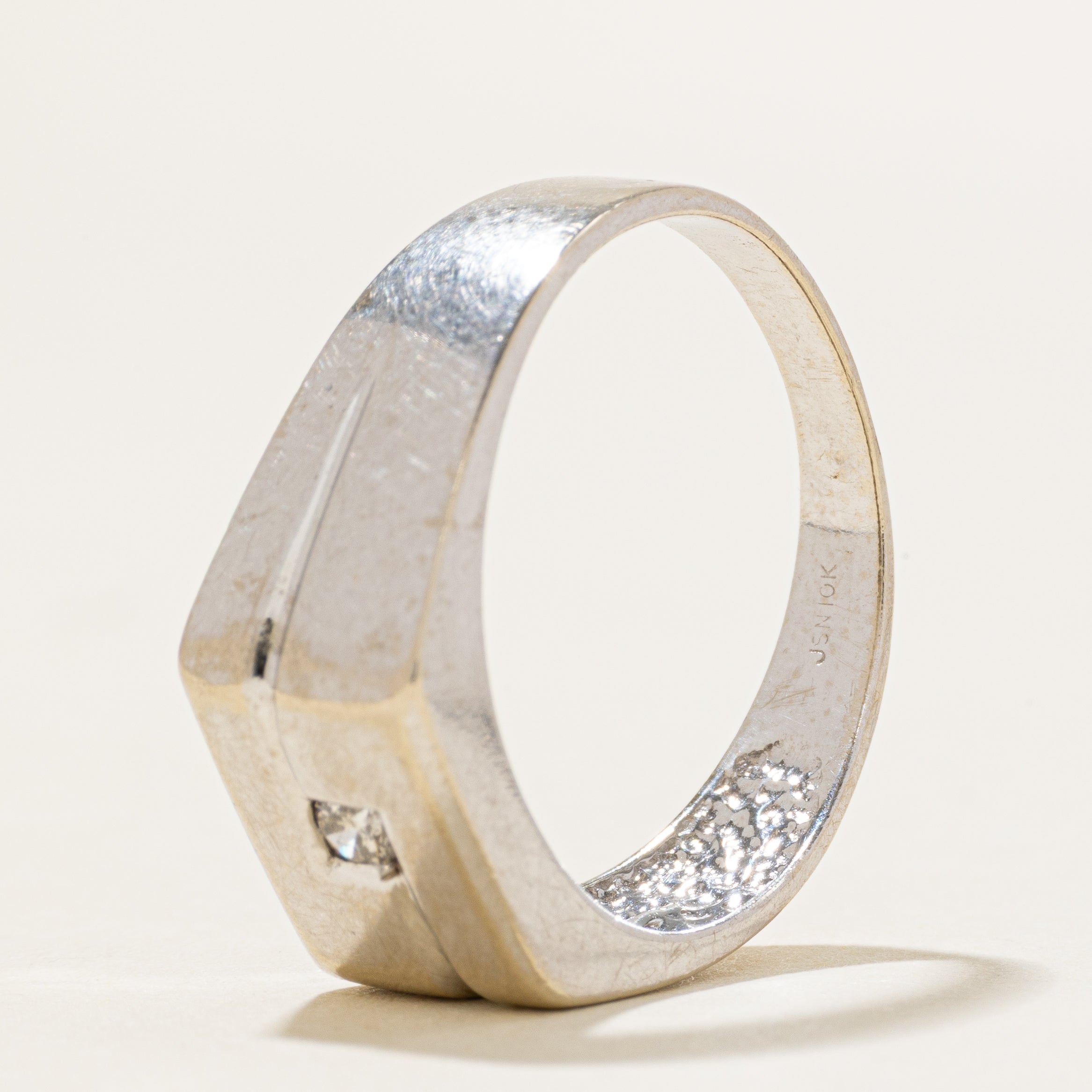 Diamond Grooved Geometric Signet Ring | SZ 9