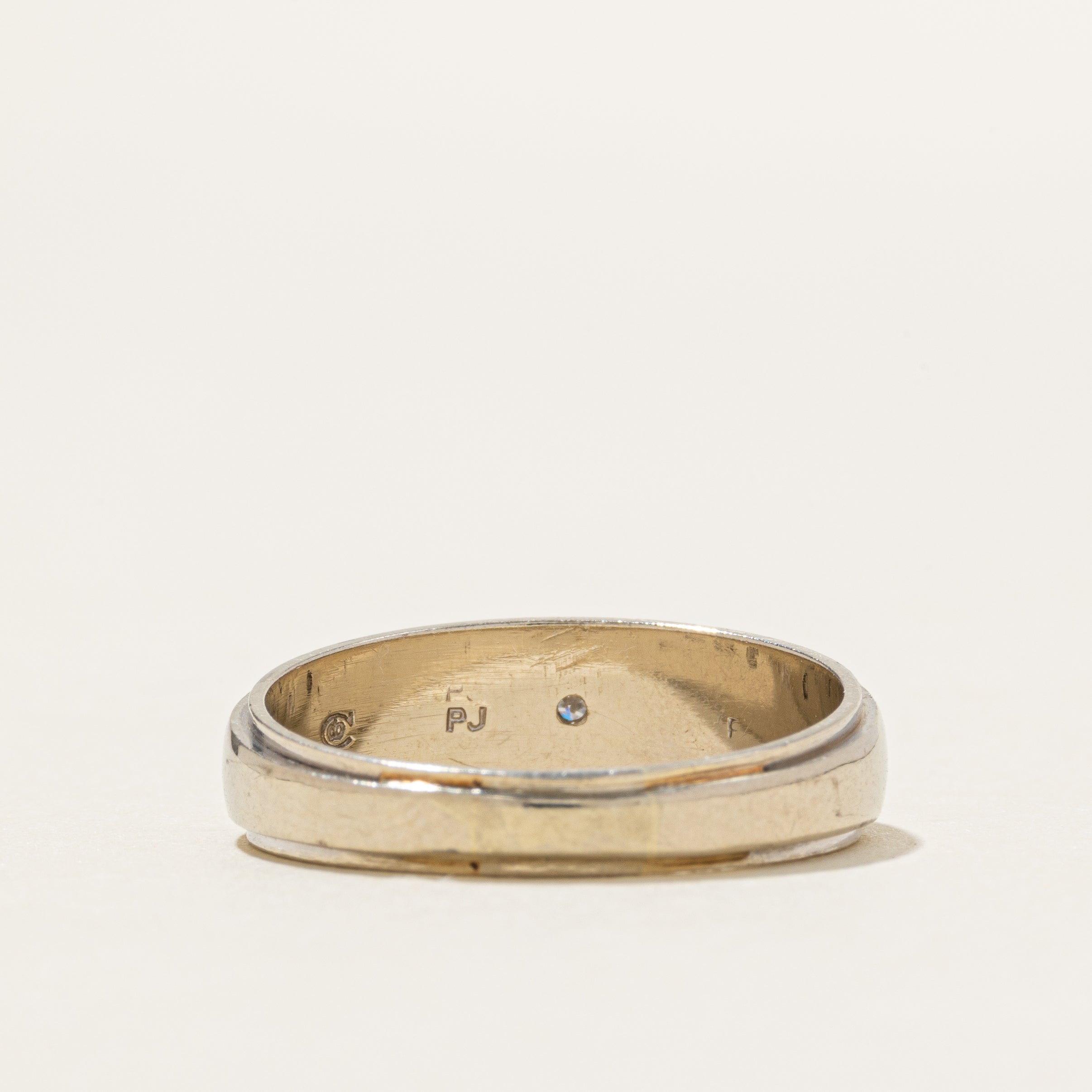 Star Set Diamond Grooved Ring | SZ 7.5