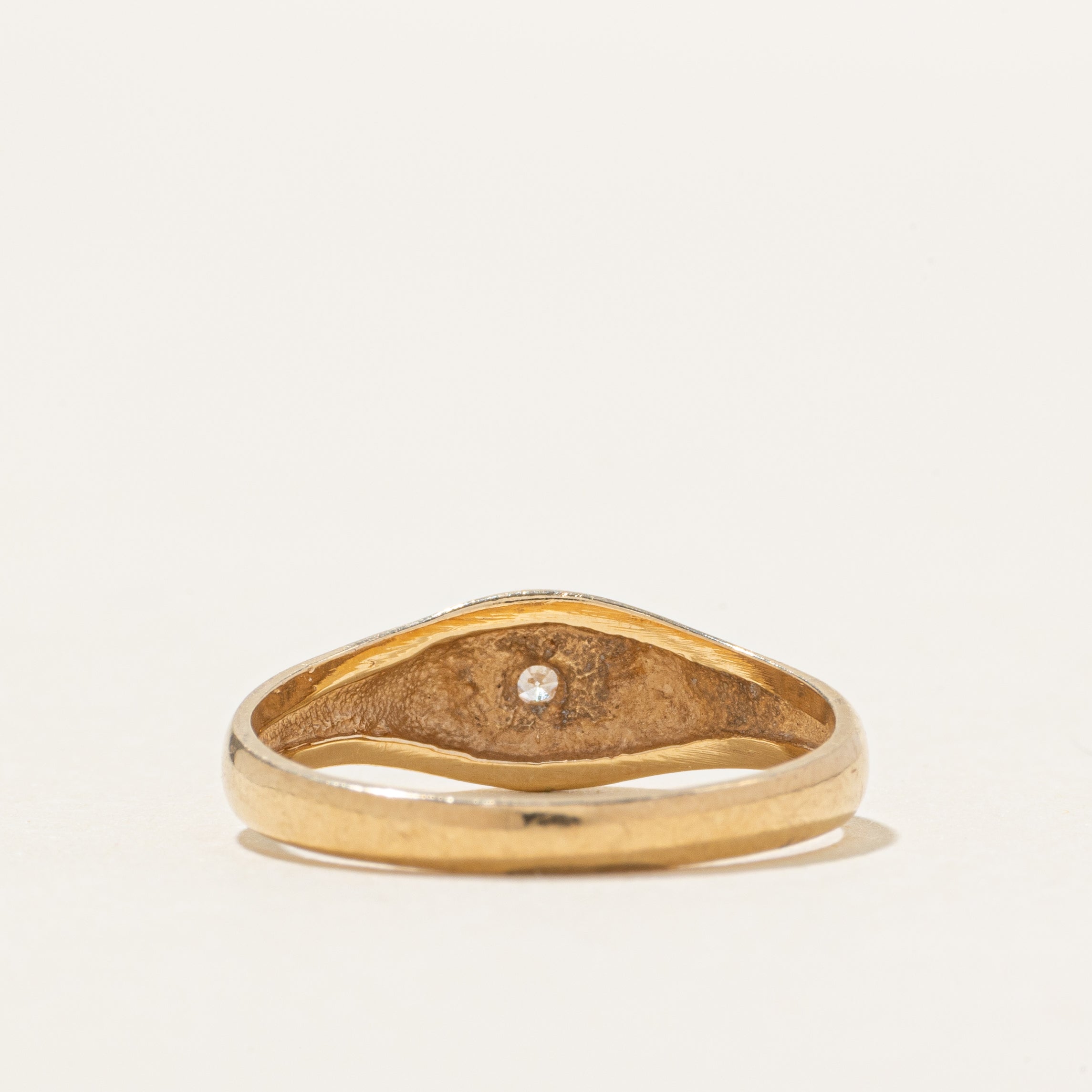 Solitaire Diamond Textured Circle Ring | SZ 5.25