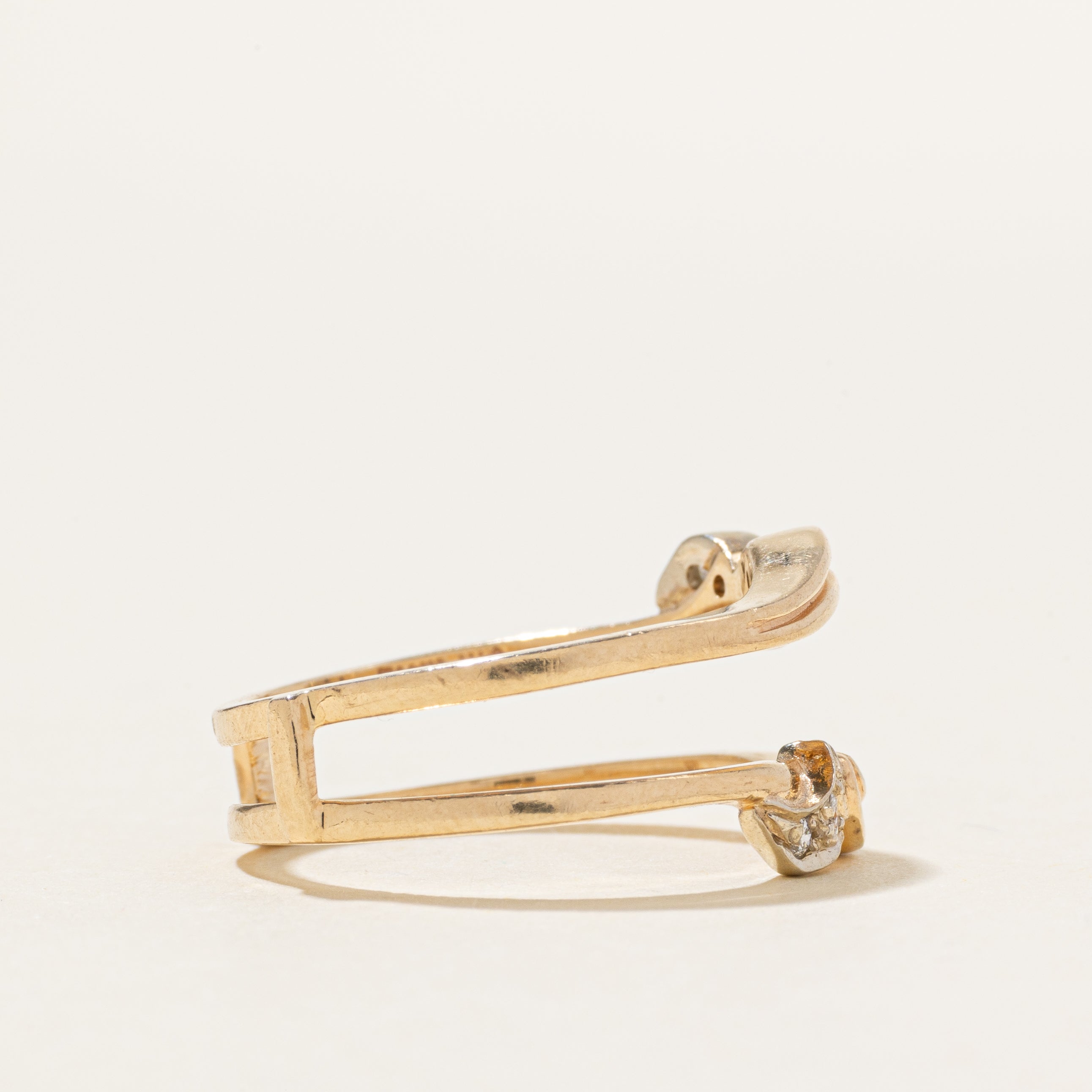 14k Diamond Grooved Wave Ring Guard | SZ 6.25