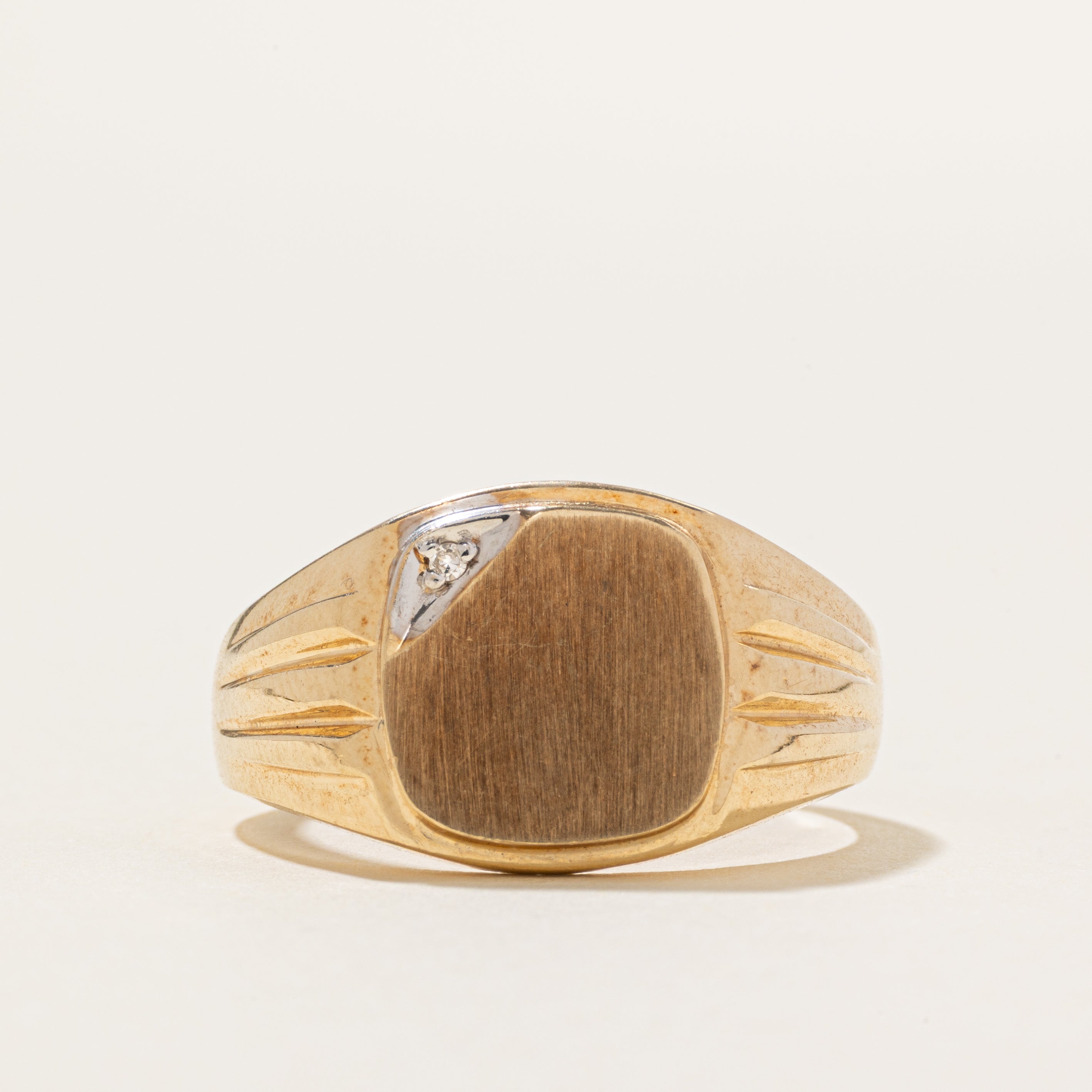 Single Diamond Grooved Signet Ring | SZ 10