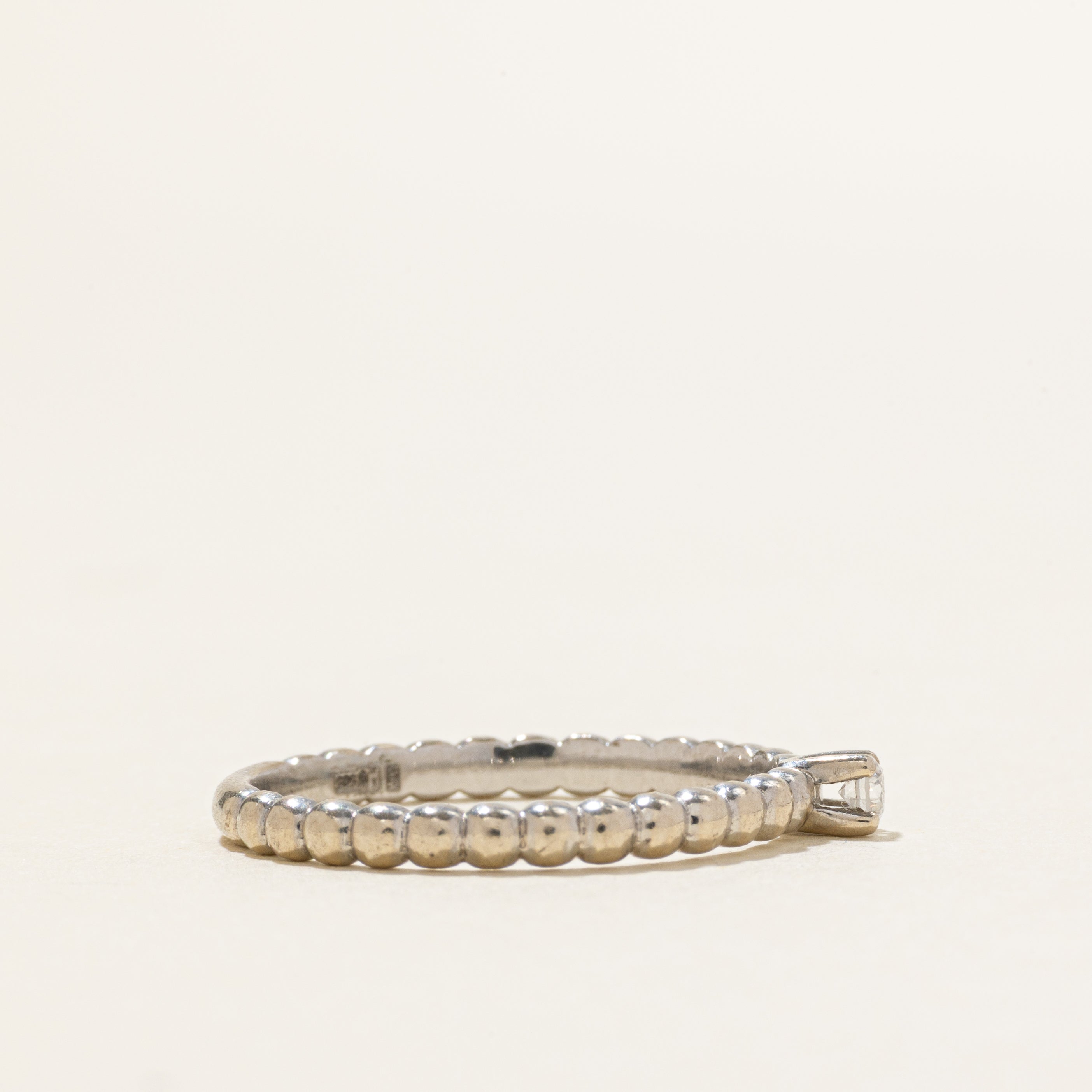 Ukrainian 14k Solitaire Diamond Scalloped Band | SZ 7.5