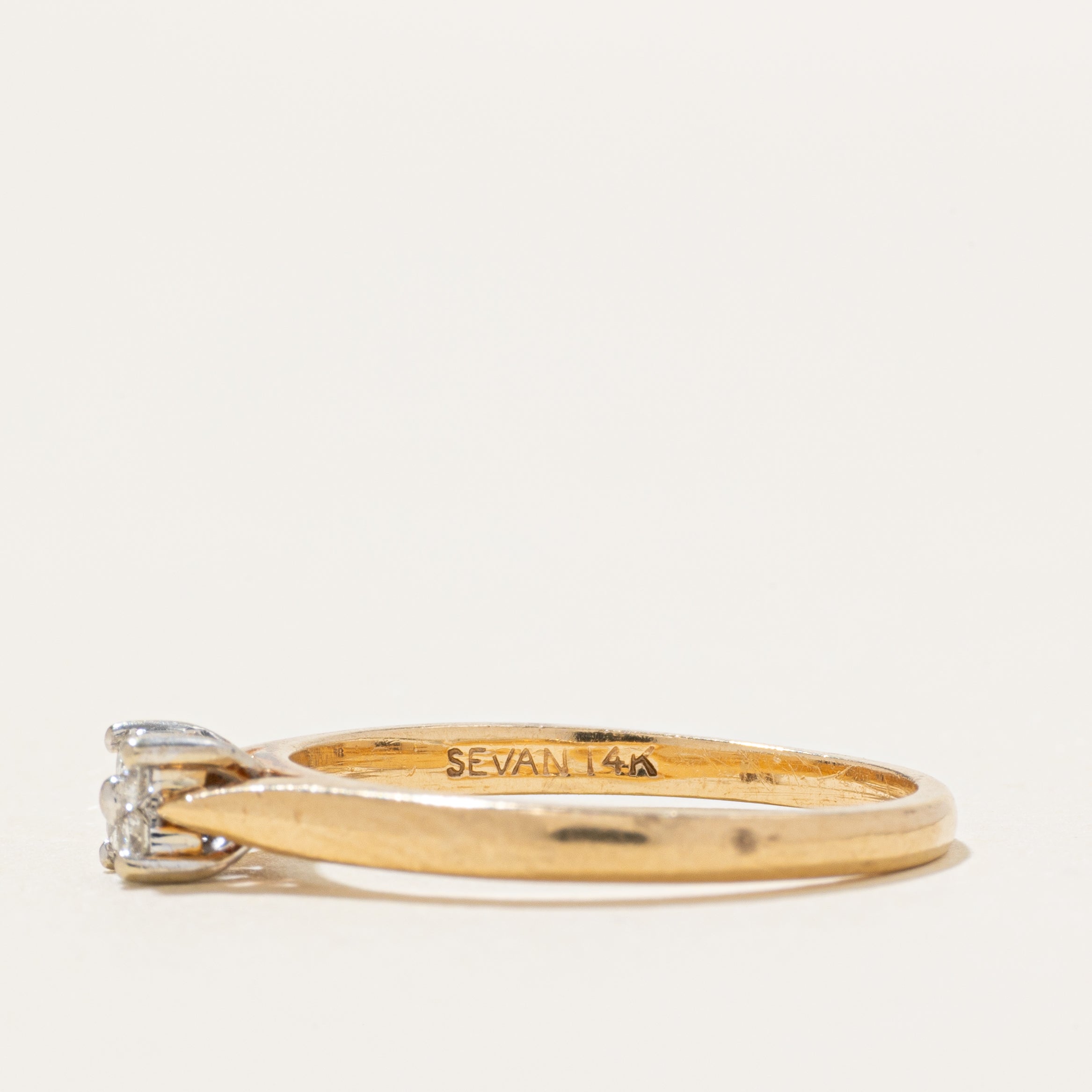 14k Diamond Cluster Ring | SZ 6