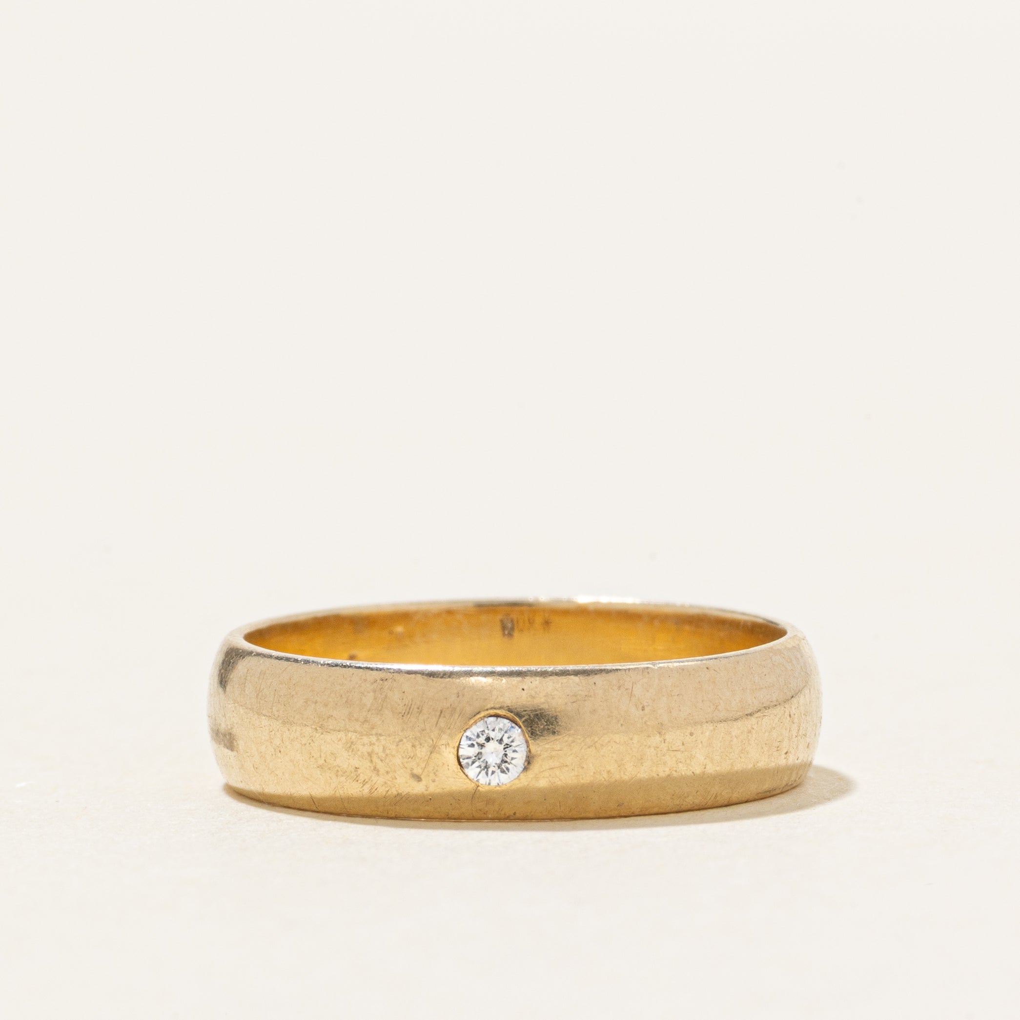 10k Flush Set Diamond Band | SZ 3.5